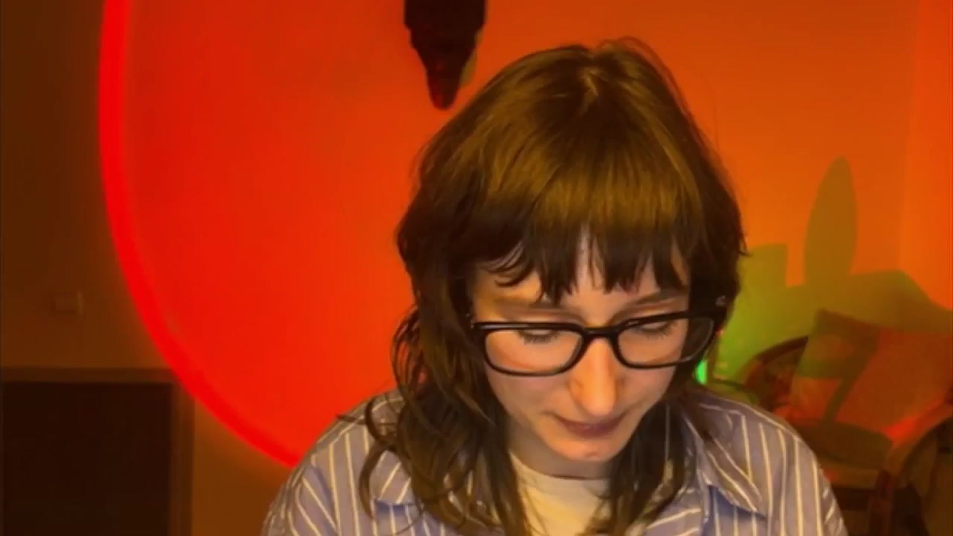Gallery image thumbnail from LoooneyTunes's myfreecams stream on, 04/13/2025, 20:54 image 13 of 20