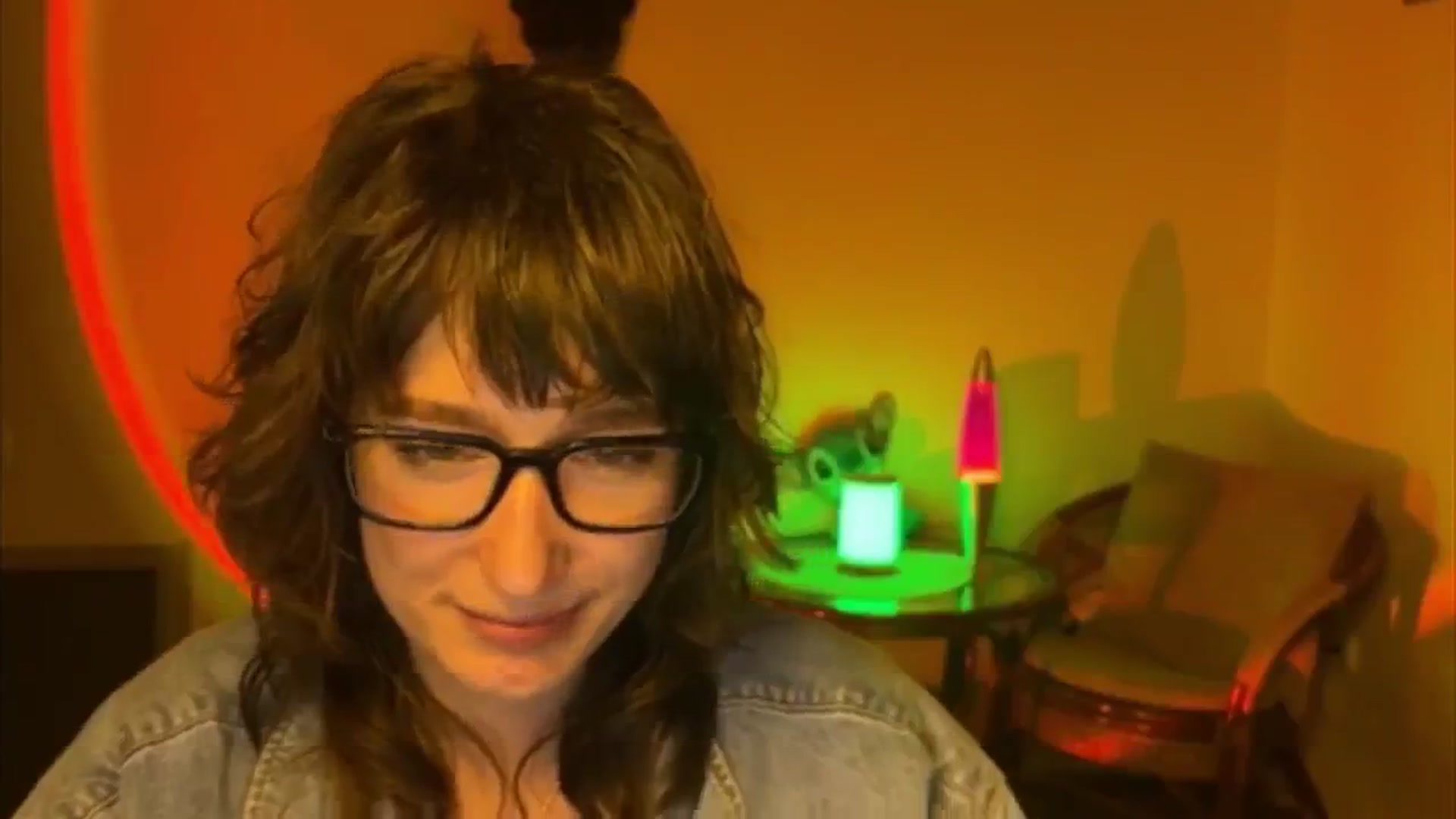 Gallery image thumbnail from LoooneyTunes's myfreecams stream on, 04/14/2025, 20:34 image 10 of 20