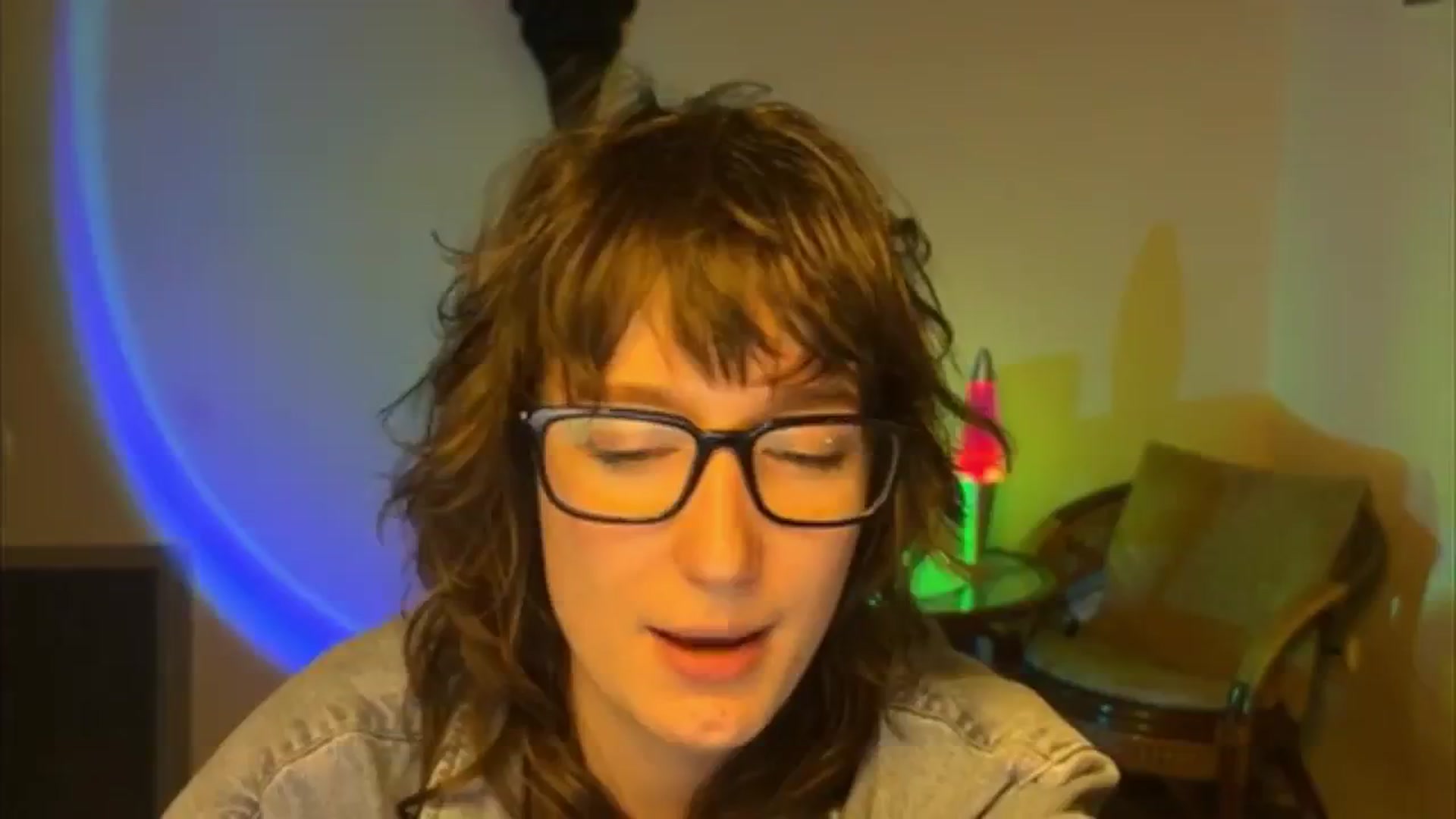 Gallery image thumbnail from LoooneyTunes's myfreecams stream on, 04/14/2025, 20:34 image 14 of 20