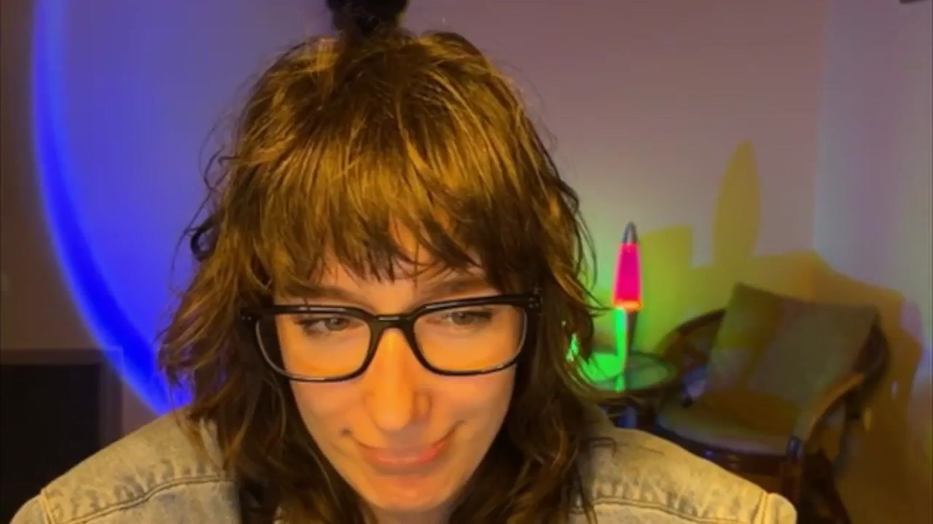 Gallery image thumbnail from LoooneyTunes's myfreecams stream on, 04/14/2025, 20:34 image 8 of 20