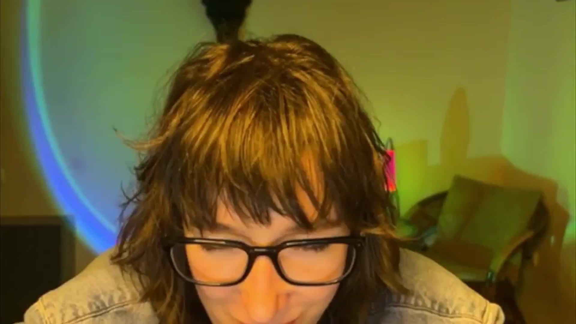 Gallery image thumbnail from LoooneyTunes's myfreecams stream on, 04/14/2025, 20:34 image 20 of 20