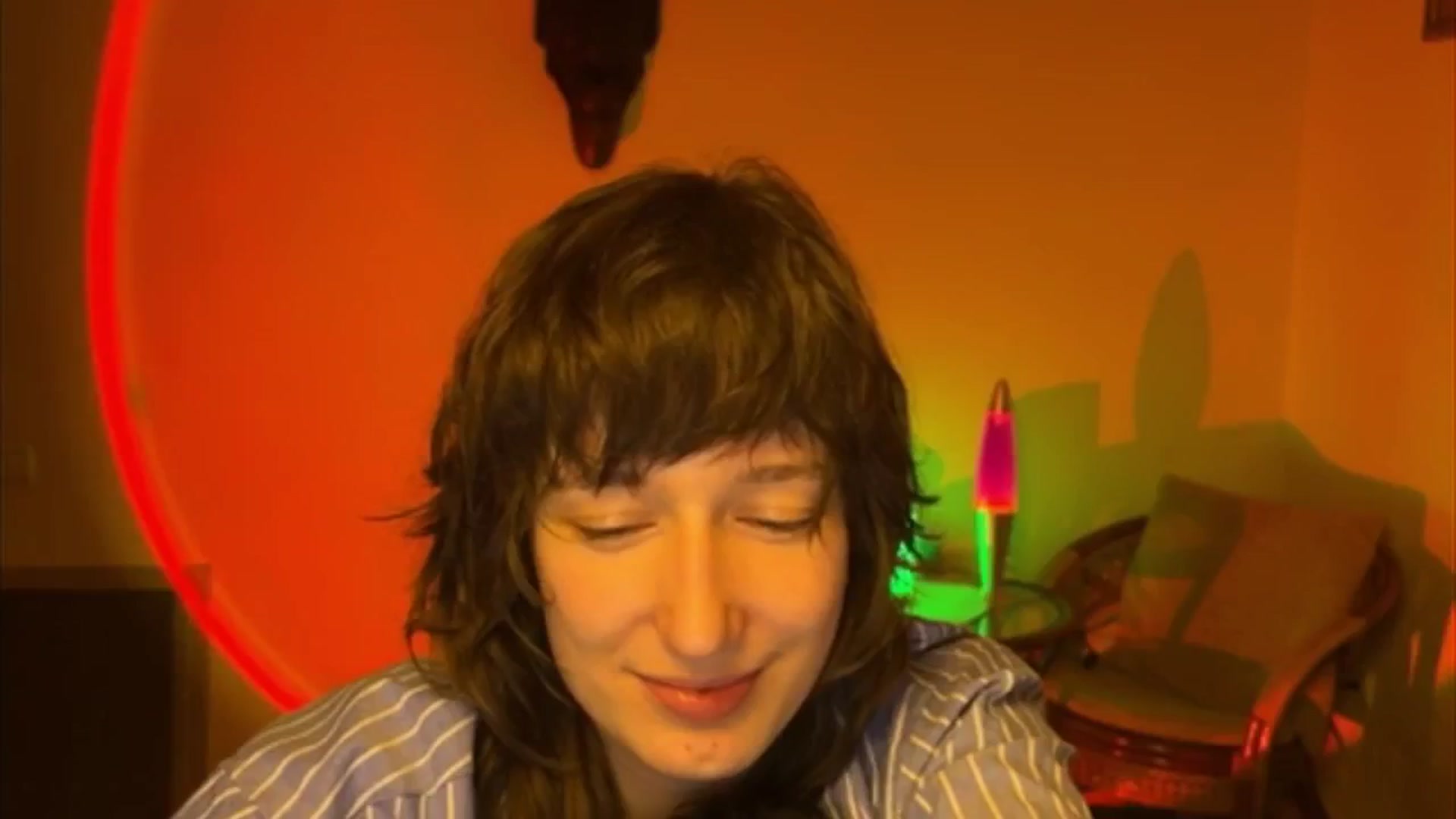 Gallery image thumbnail from LoooneyTunes's myfreecams stream on, 04/15/2025, 19:00 image 3 of 20