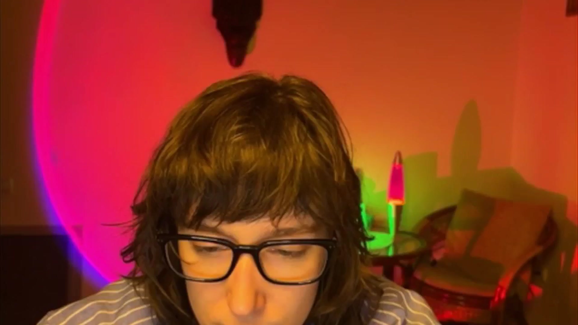 Gallery image thumbnail from LoooneyTunes's myfreecams stream on, 04/15/2025, 19:00 image 18 of 20