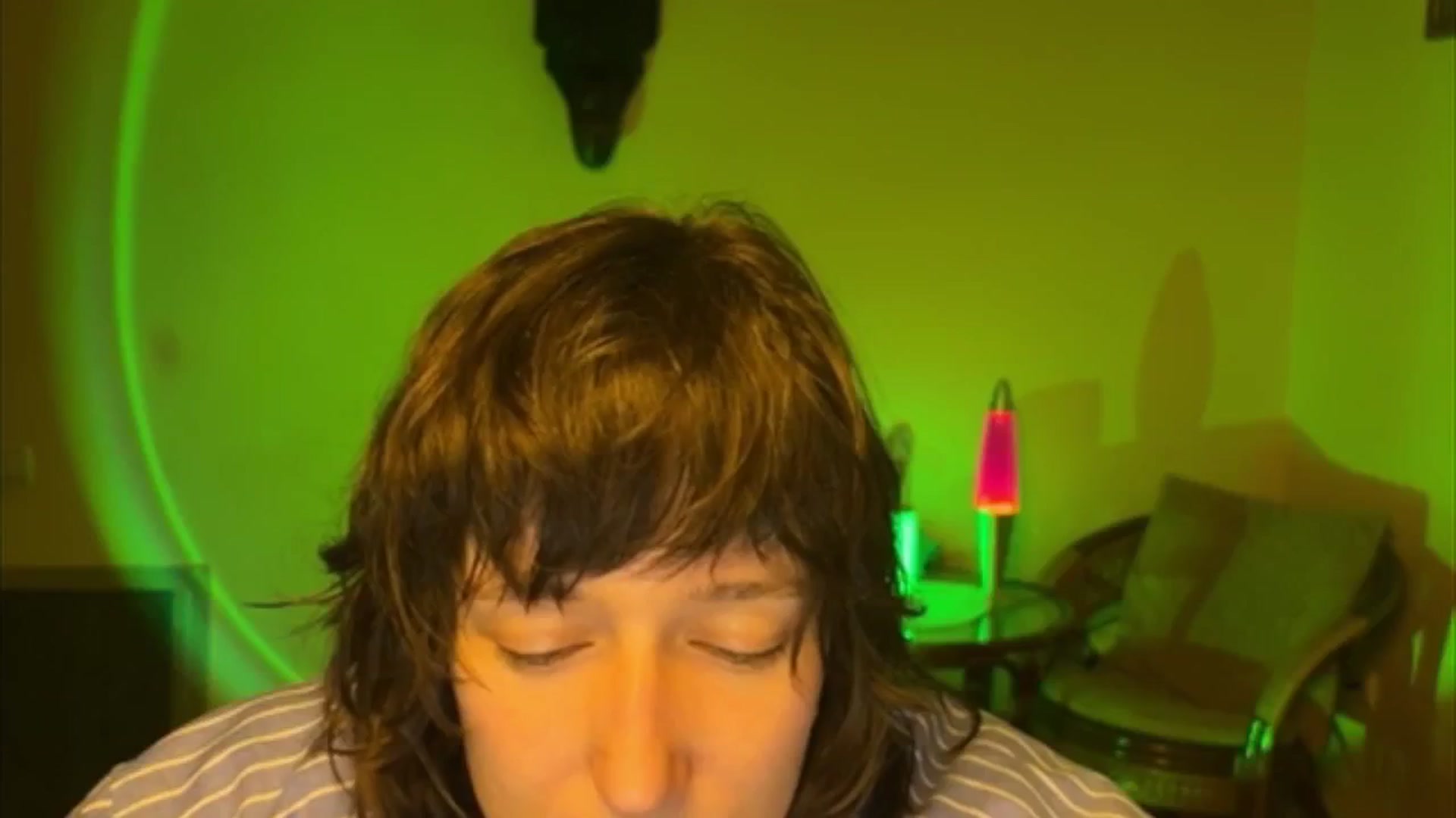 Gallery image thumbnail from LoooneyTunes's myfreecams stream on, 04/15/2025, 19:00 image 10 of 20