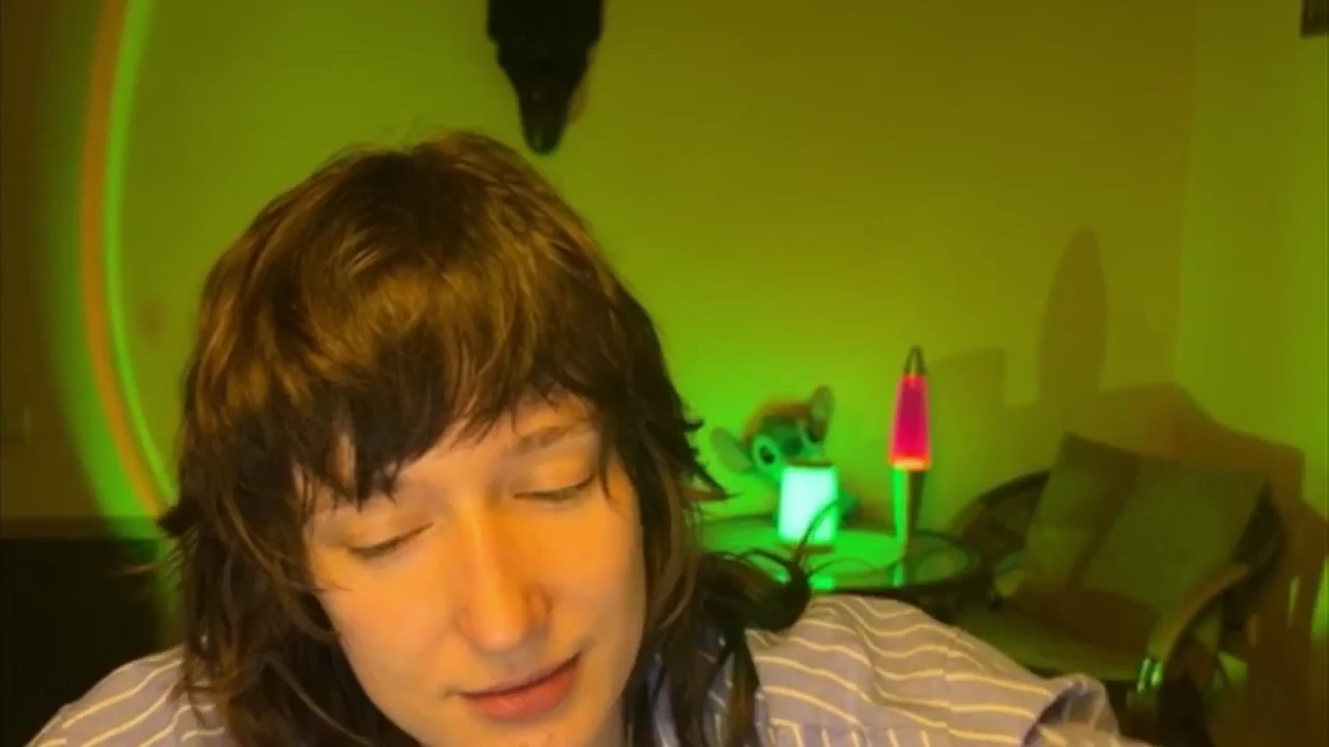 Gallery image thumbnail from LoooneyTunes's myfreecams stream on, 04/15/2025, 19:00 image 13 of 20