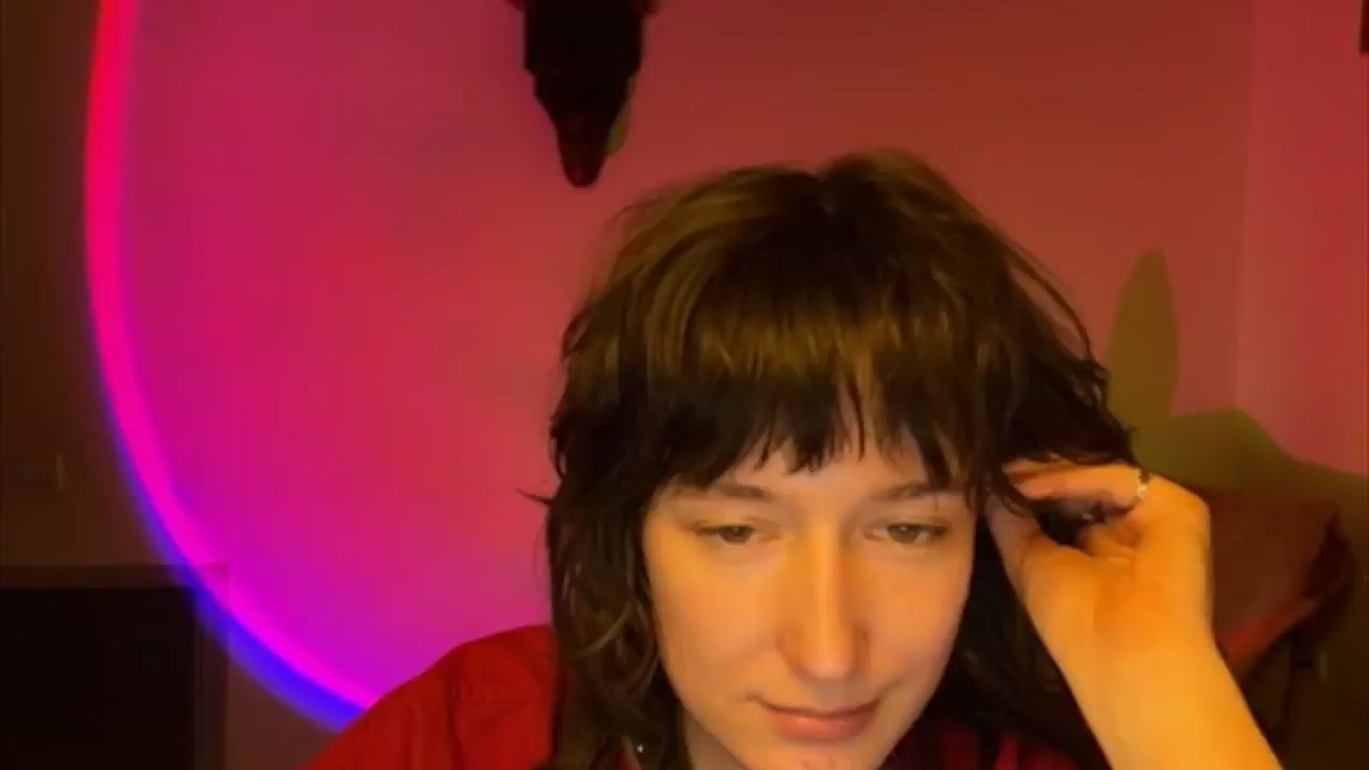Gallery image thumbnail from LoooneyTunes's myfreecams stream on, 04/16/2025, 18:34 image 9 of 20