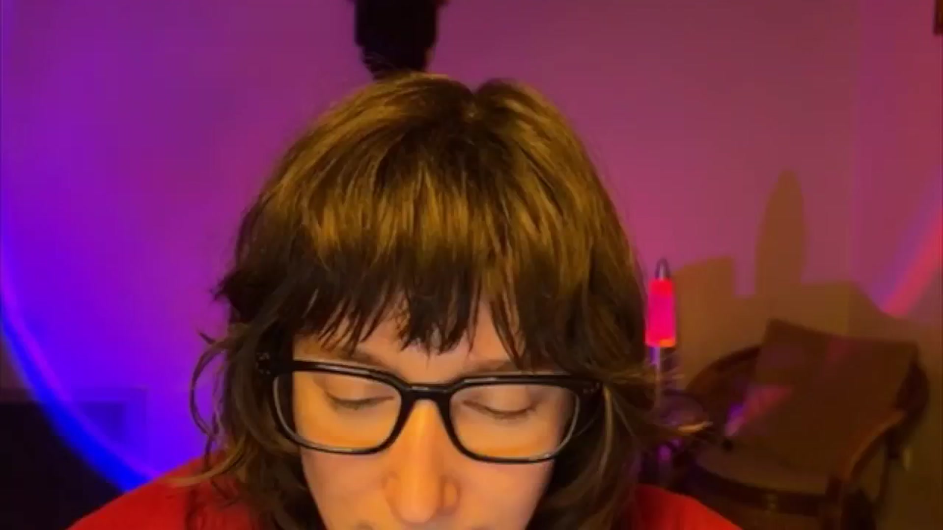 Gallery image thumbnail from LoooneyTunes's myfreecams stream on, 04/16/2025, 21:43 image 10 of 20