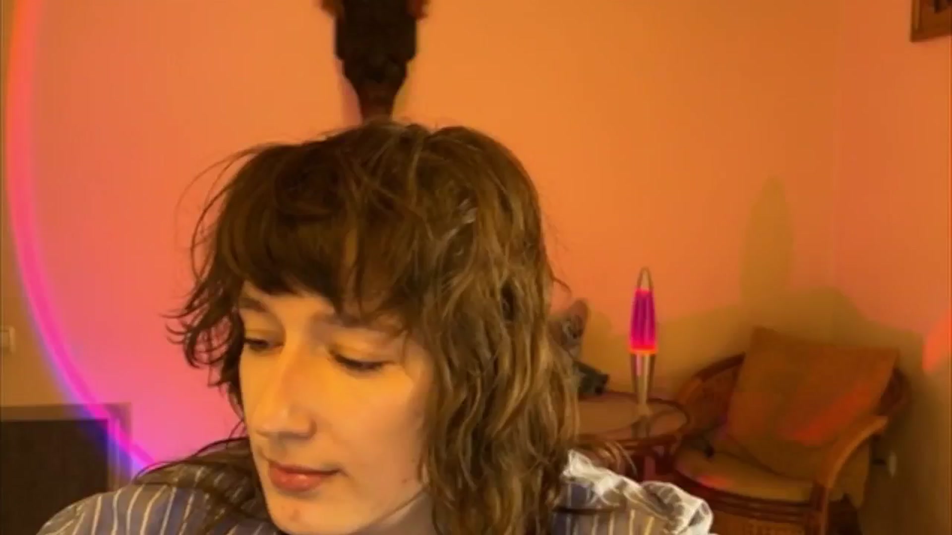 Gallery image thumbnail from LoooneyTunes's myfreecams stream on, 04/17/2025, 15:22 image 8 of 20