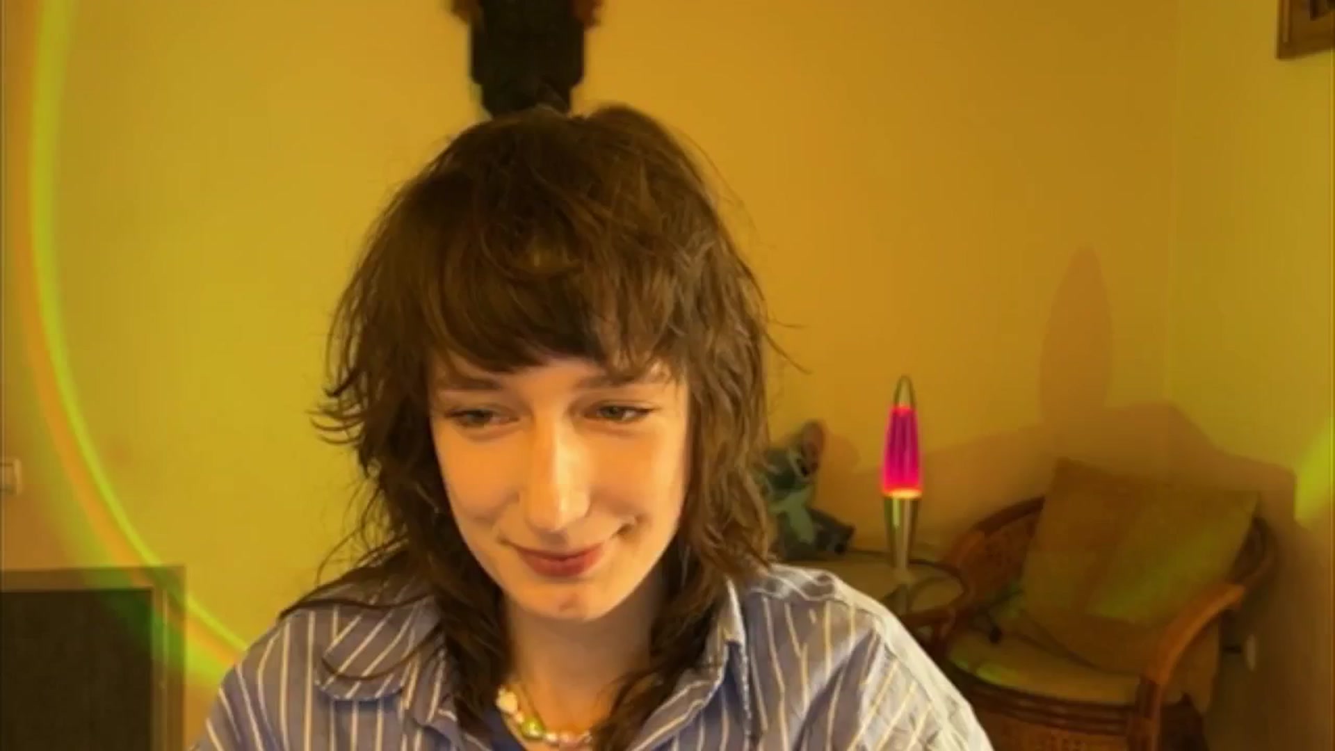 Gallery image thumbnail from LoooneyTunes's myfreecams stream on, 04/17/2025, 15:22 image 13 of 20
