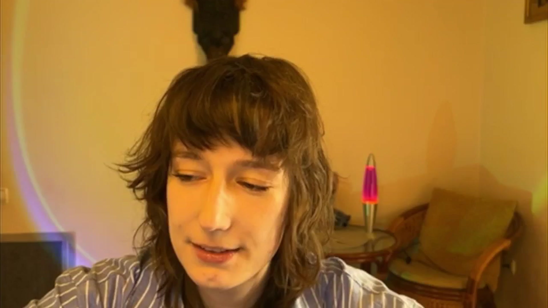 Gallery image thumbnail from LoooneyTunes's myfreecams stream on, 04/17/2025, 15:22 image 3 of 20