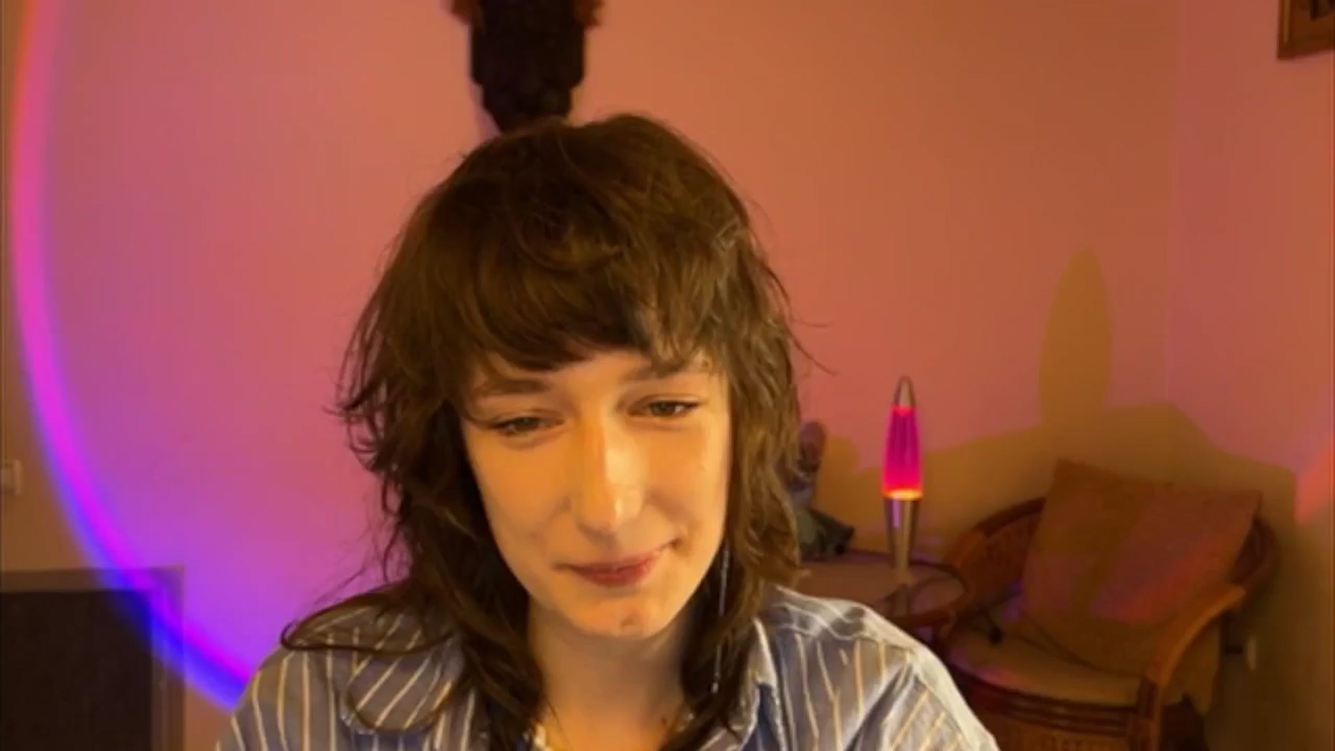 Gallery image thumbnail from LoooneyTunes's myfreecams stream on, 04/17/2025, 15:22 image 16 of 20