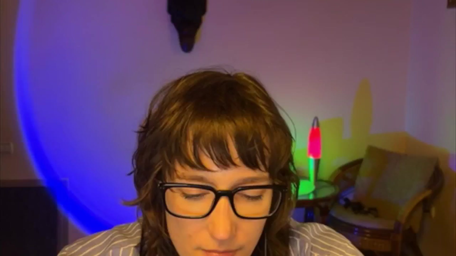 Gallery image thumbnail from LoooneyTunes's myfreecams stream on, 04/17/2025, 21:45 image 19 of 20