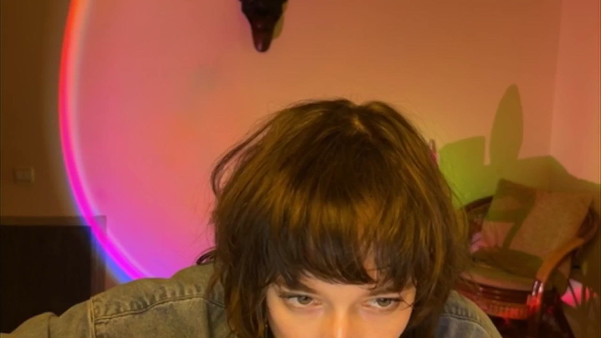 Gallery image thumbnail from LoooneyTunes's myfreecams stream on, 04/18/2025, 19:17 image 1 of 20