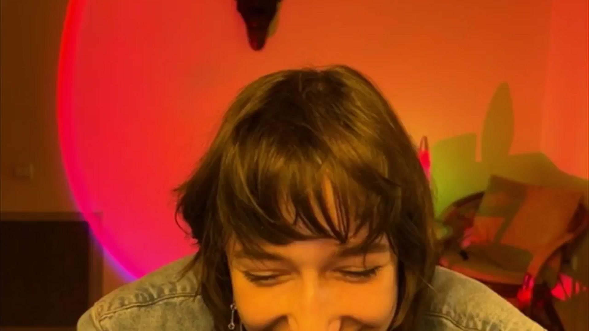 Gallery image thumbnail from LoooneyTunes's myfreecams stream on, 04/18/2025, 20:10 image 12 of 20