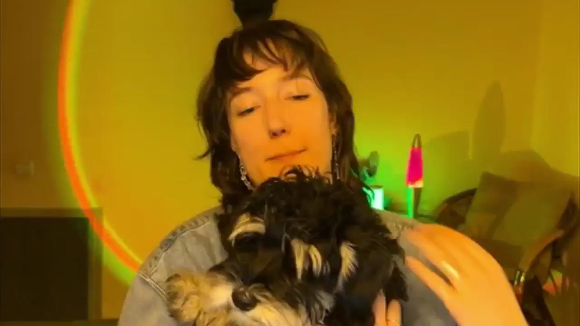 Gallery image thumbnail from LoooneyTunes's myfreecams stream on, 04/18/2025, 20:10 image 15 of 20