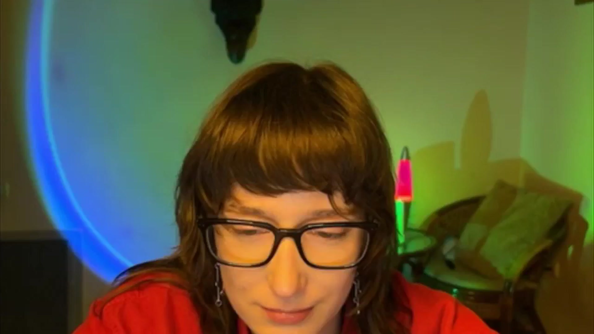 Gallery image thumbnail from LoooneyTunes's myfreecams stream on, 04/19/2025, 21:25 image 18 of 20