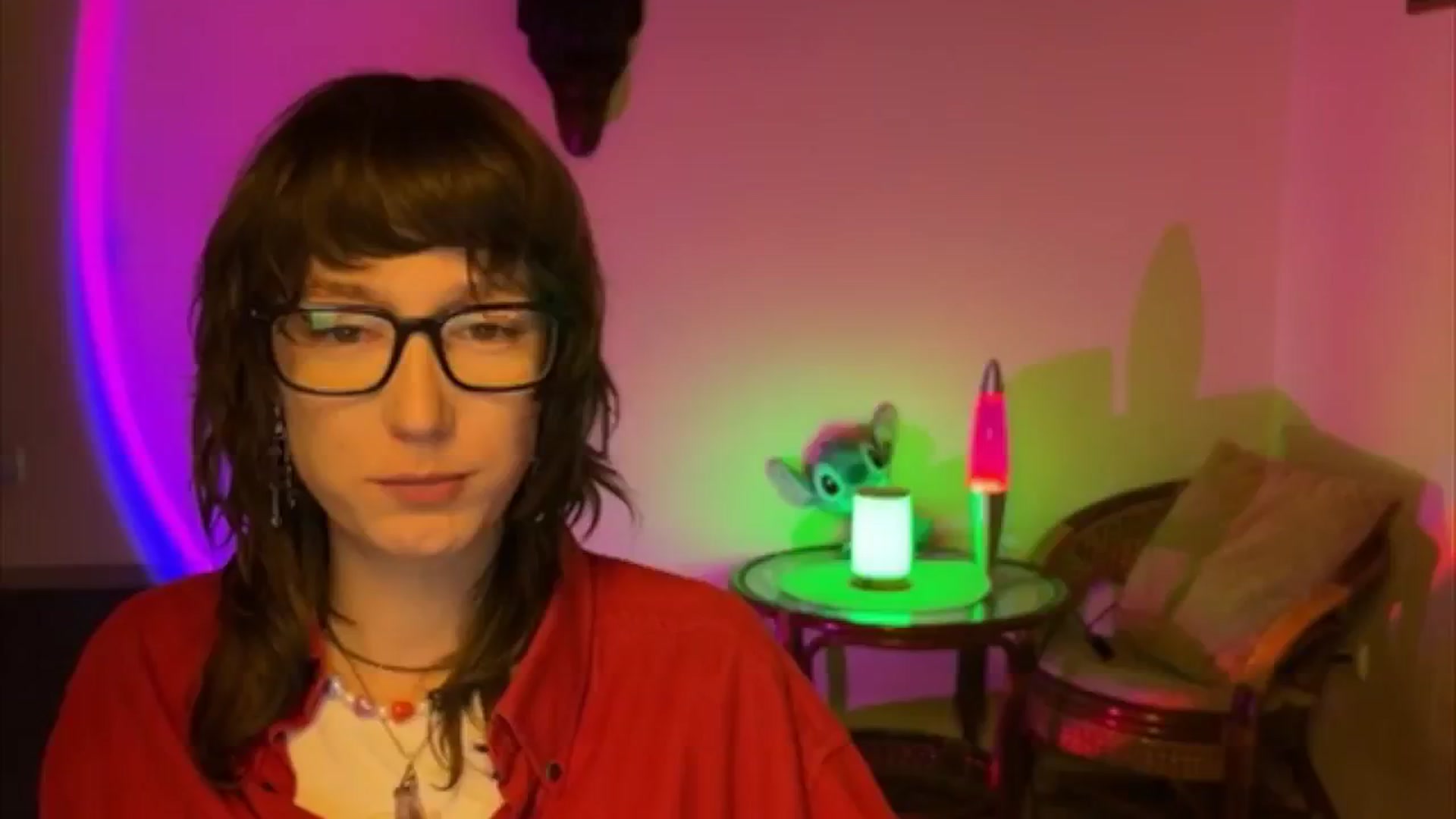 Gallery image thumbnail from LoooneyTunes's myfreecams stream on, 04/19/2025, 21:25 image 6 of 20