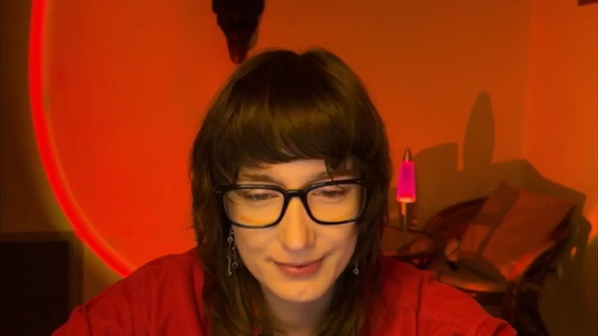Gallery image thumbnail from LoooneyTunes's myfreecams stream on, 04/19/2025, 21:25 image 3 of 20
