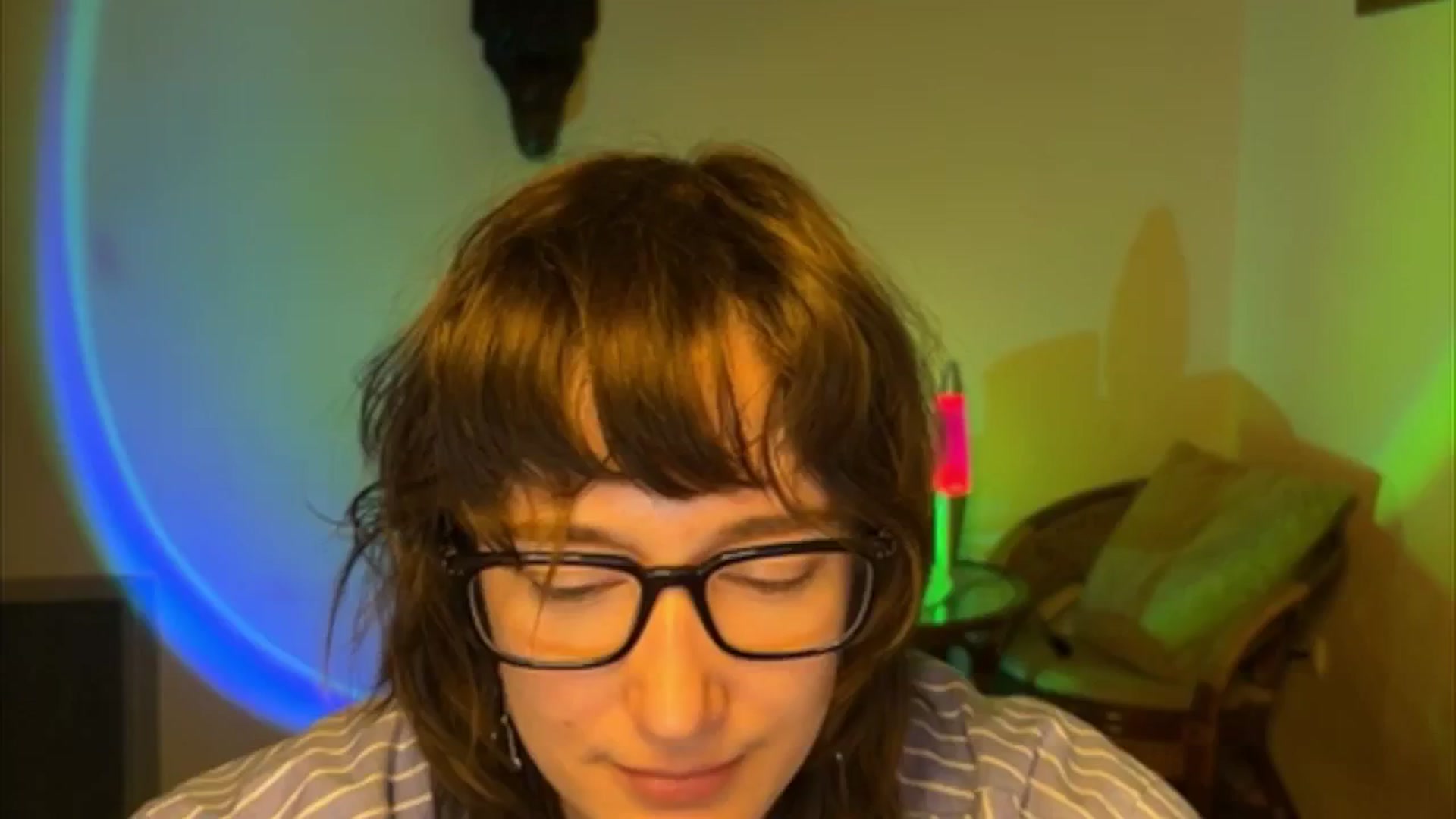 Gallery image thumbnail from LoooneyTunes's myfreecams stream on, 04/20/2025, 16:53 image 13 of 20