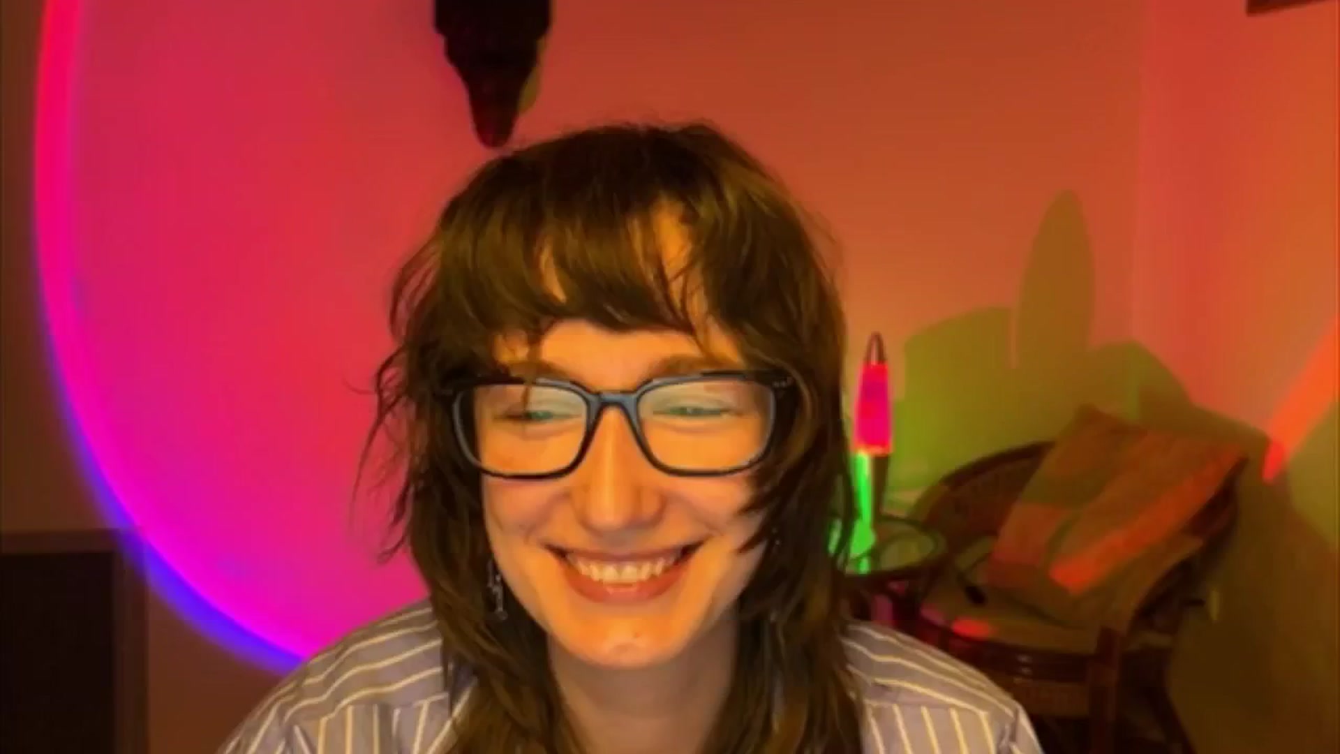 Gallery image thumbnail from LoooneyTunes's myfreecams stream on, 04/20/2025, 16:53 image 20 of 20