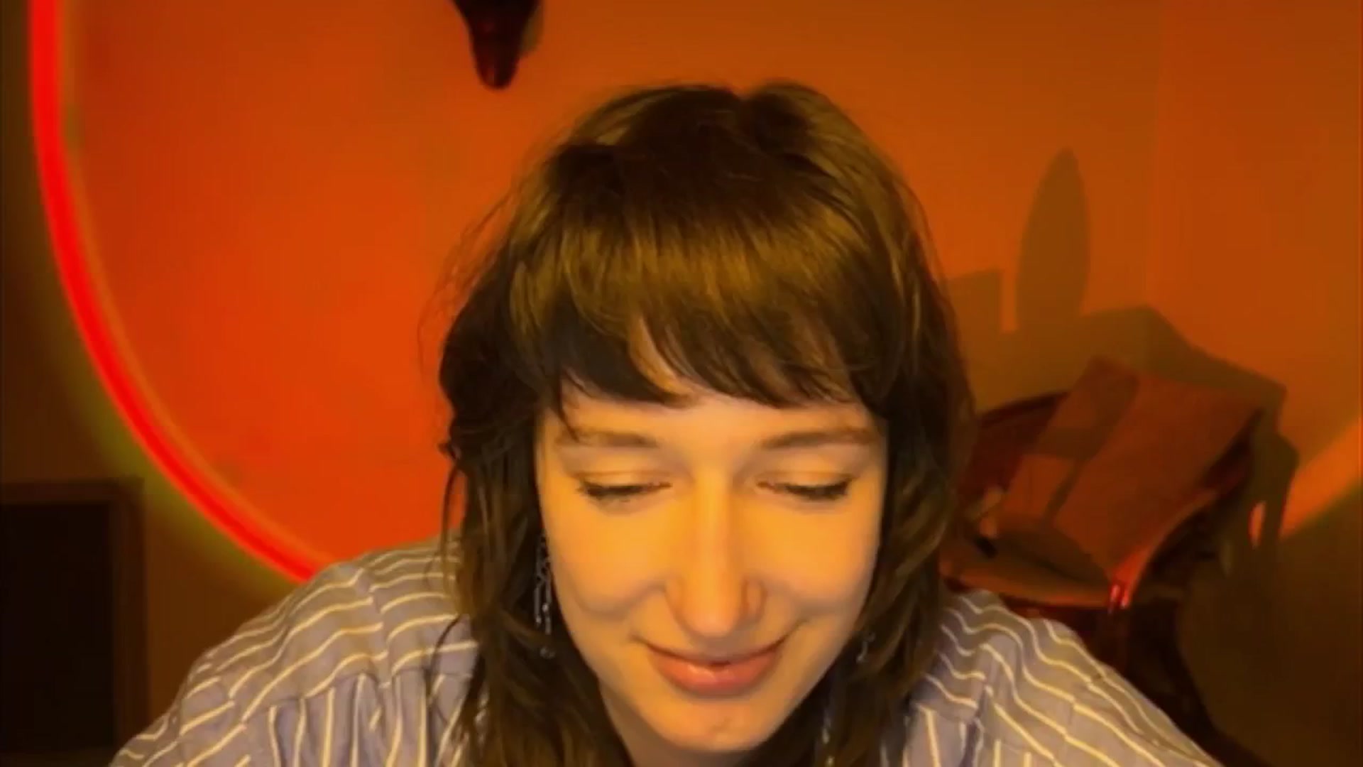 Gallery image thumbnail from LoooneyTunes's myfreecams stream on, 04/20/2025, 21:38 image 10 of 20