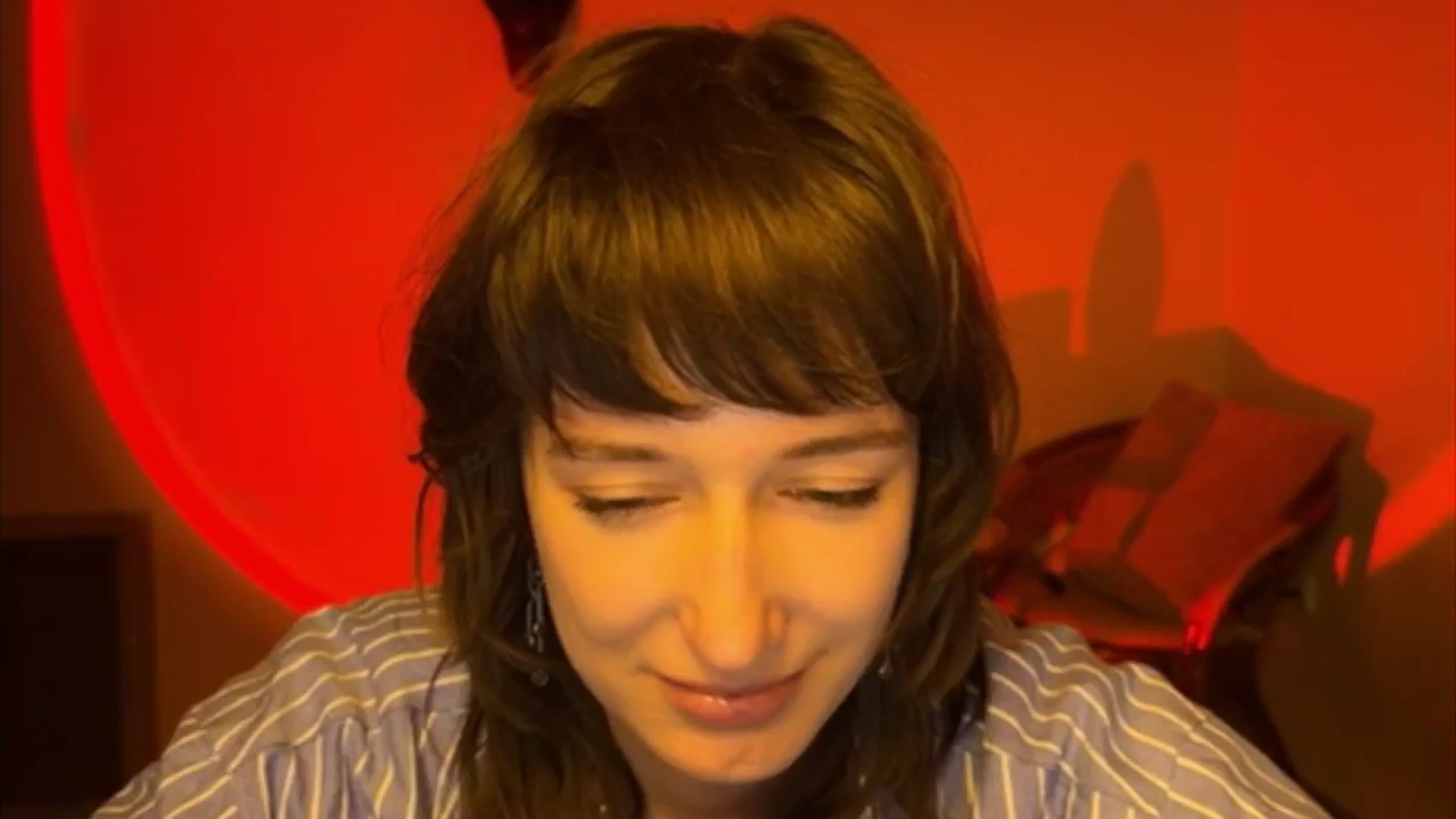 Gallery image thumbnail from LoooneyTunes's myfreecams stream on, 04/20/2025, 21:38 image 6 of 20