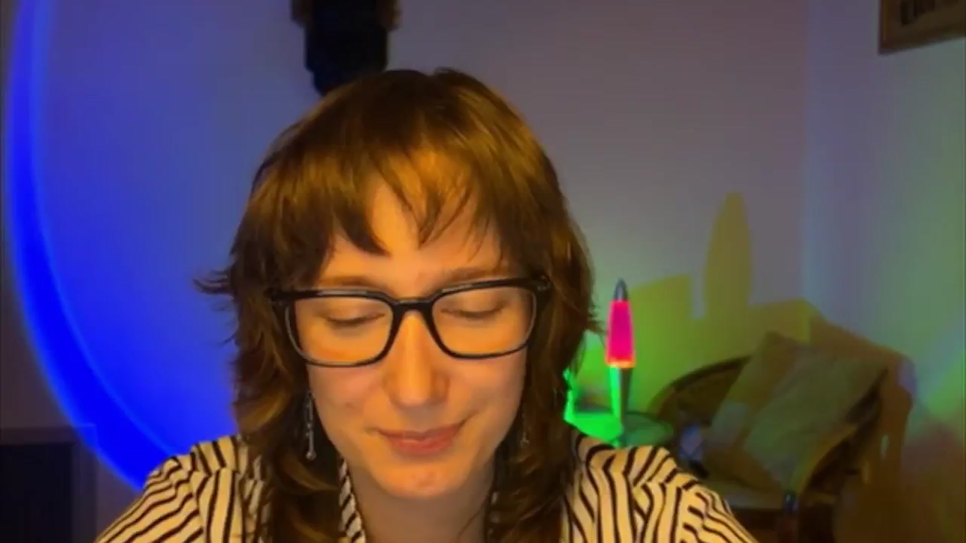 Gallery image thumbnail from LoooneyTunes's myfreecams stream on, 04/21/2025, 21:37 image 7 of 20
