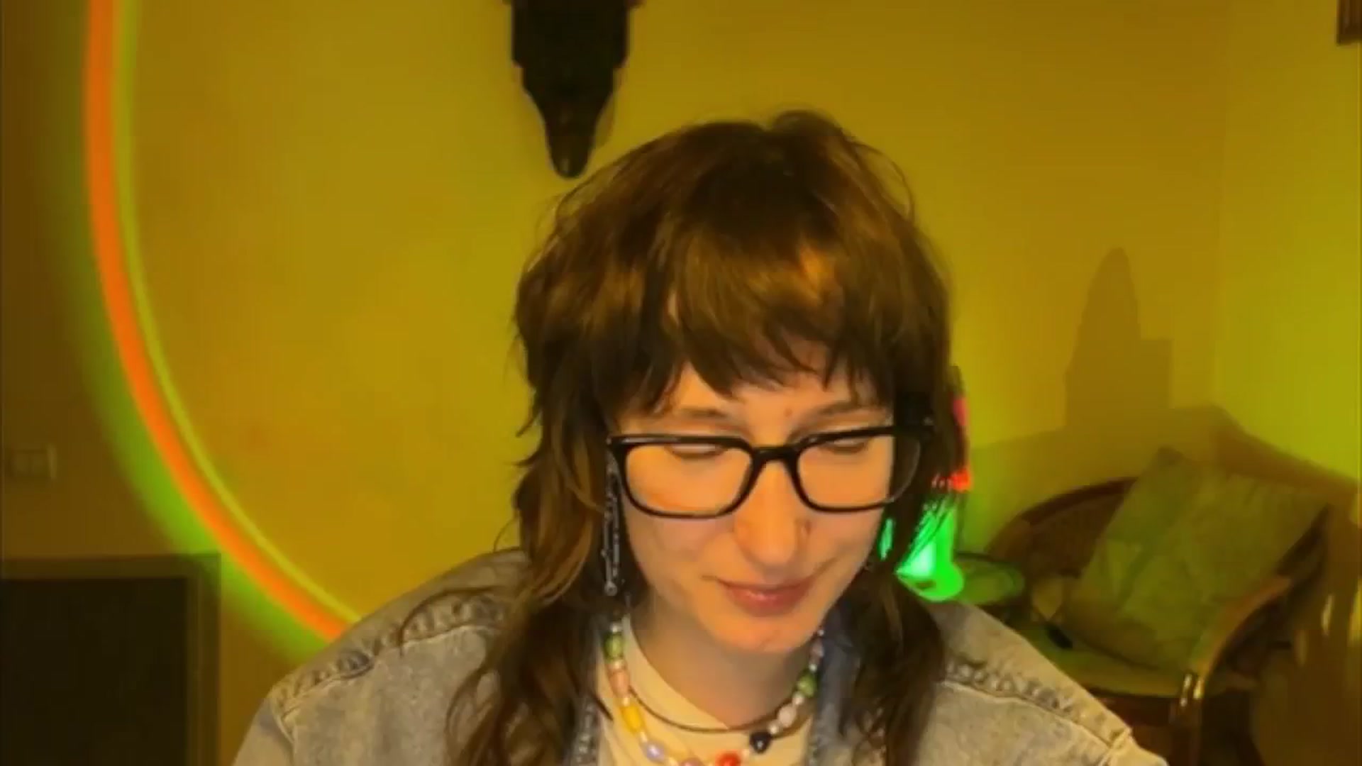 Gallery image thumbnail from LoooneyTunes's myfreecams stream on, 04/22/2025, 18:16 image 19 of 20