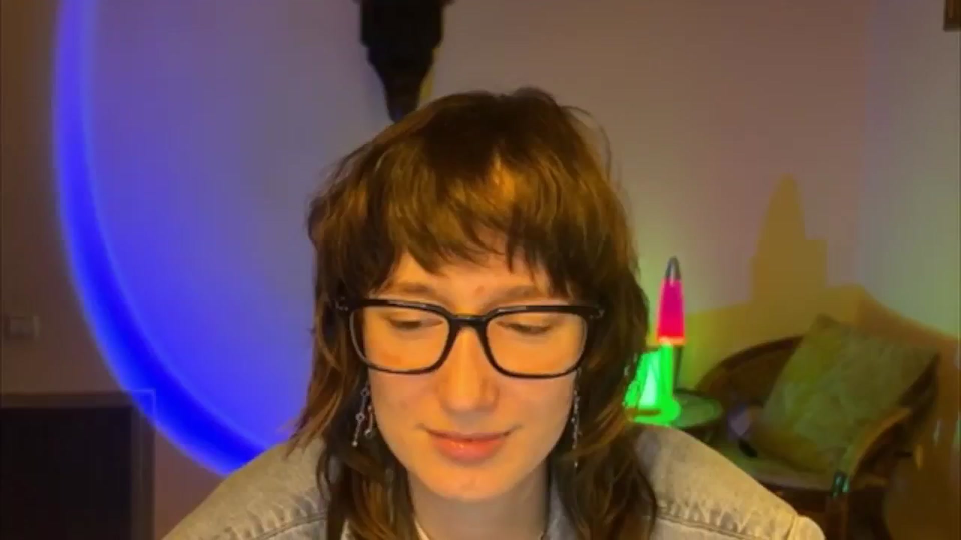 Gallery image thumbnail from LoooneyTunes's myfreecams stream on, 04/22/2025, 18:16 image 10 of 20