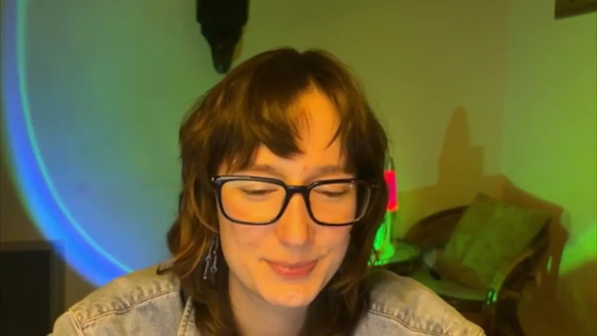 Gallery image thumbnail from LoooneyTunes's myfreecams stream on, 04/22/2025, 19:09 image 5 of 20