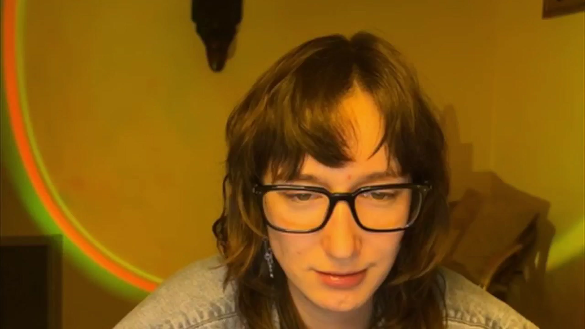 Gallery image thumbnail from LoooneyTunes's myfreecams stream on, 04/22/2025, 19:49 image 10 of 20