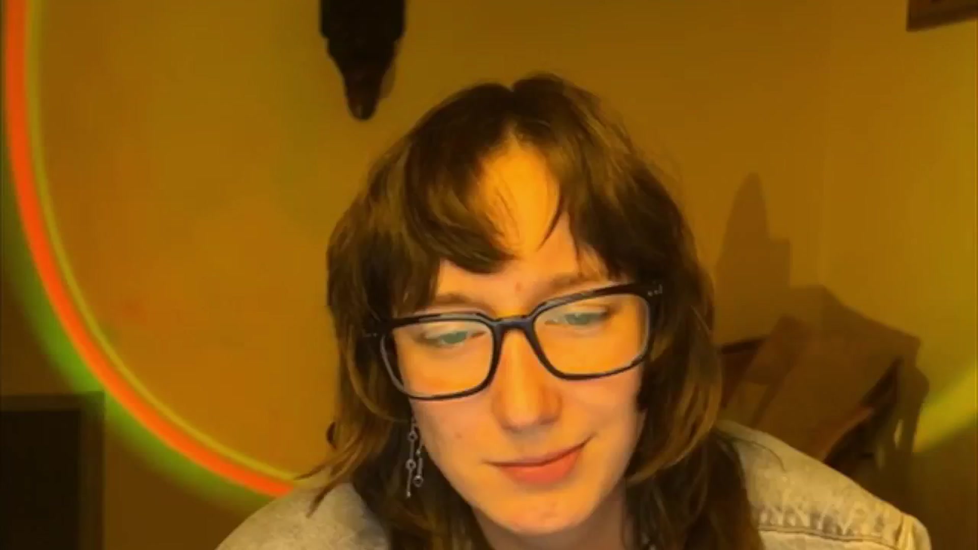 Gallery image thumbnail from LoooneyTunes's myfreecams stream on, 04/22/2025, 19:49 image 14 of 20