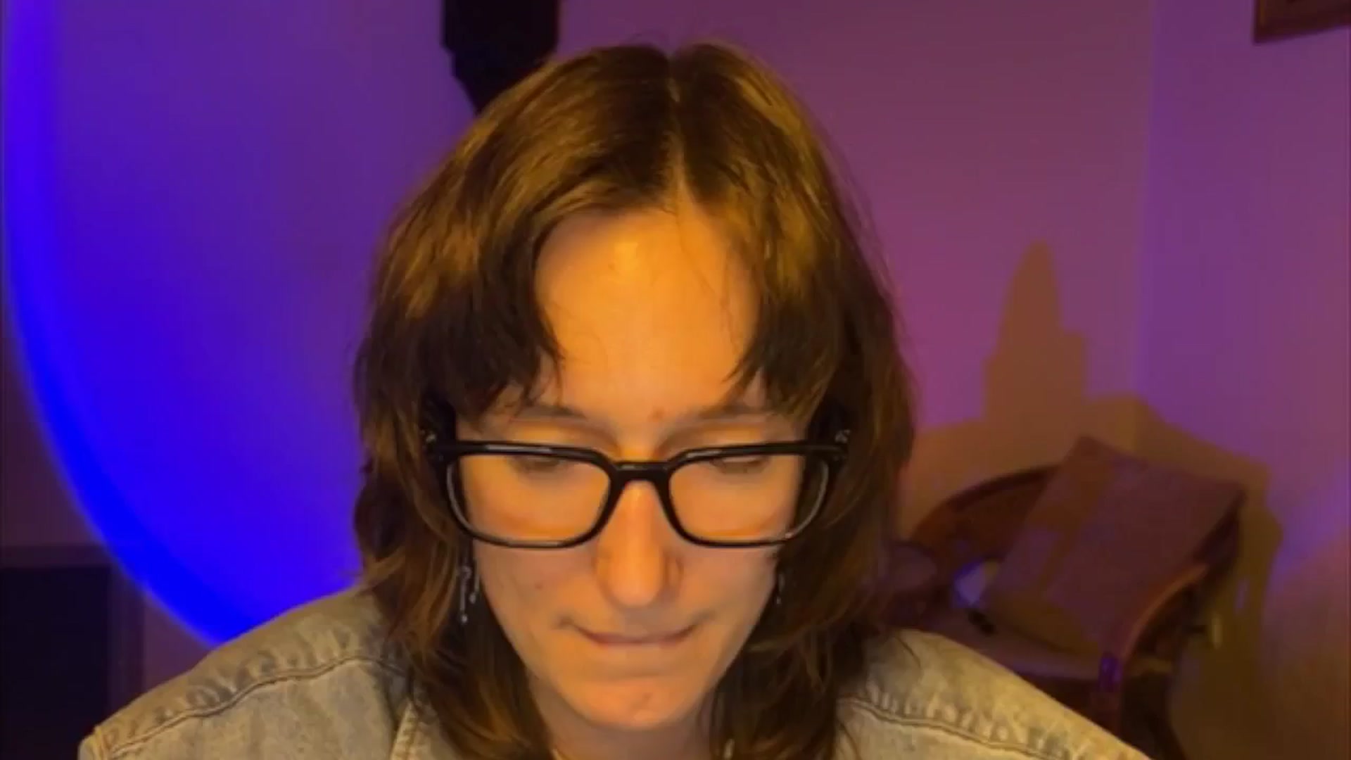Gallery image thumbnail from LoooneyTunes's myfreecams stream on, 04/22/2025, 20:21 image 19 of 20