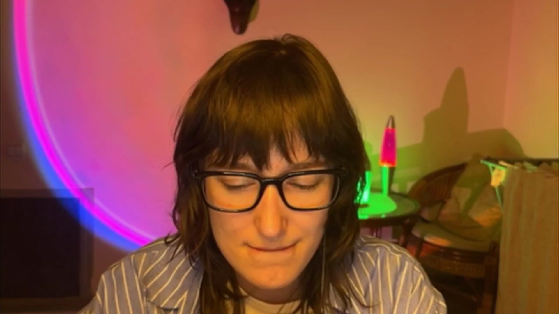 Gallery image thumbnail from LoooneyTunes's myfreecams stream on, 04/24/2025, 19:12 image 3 of 20