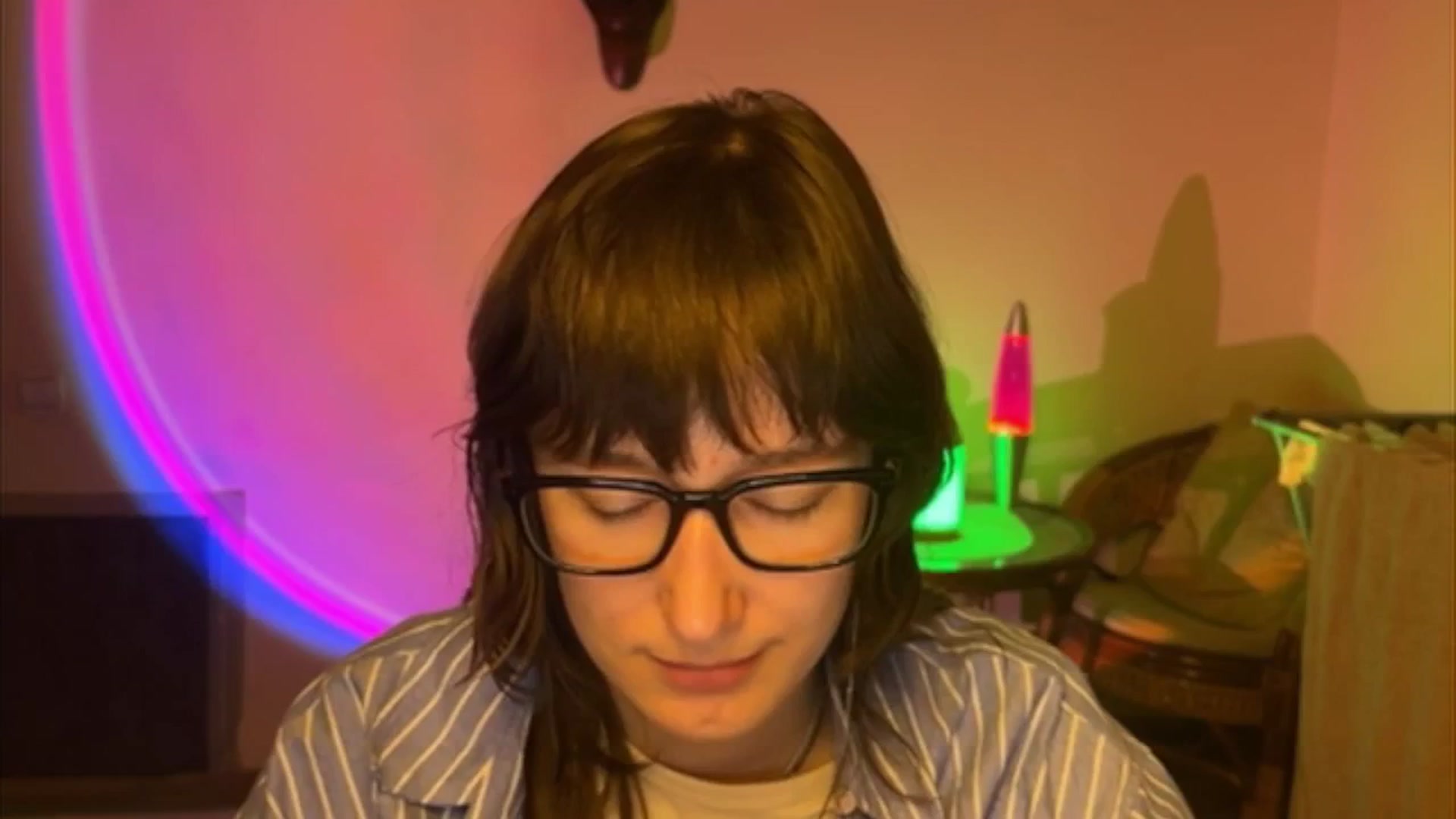 Gallery image thumbnail from LoooneyTunes's myfreecams stream on, 04/24/2025, 19:12 image 8 of 20