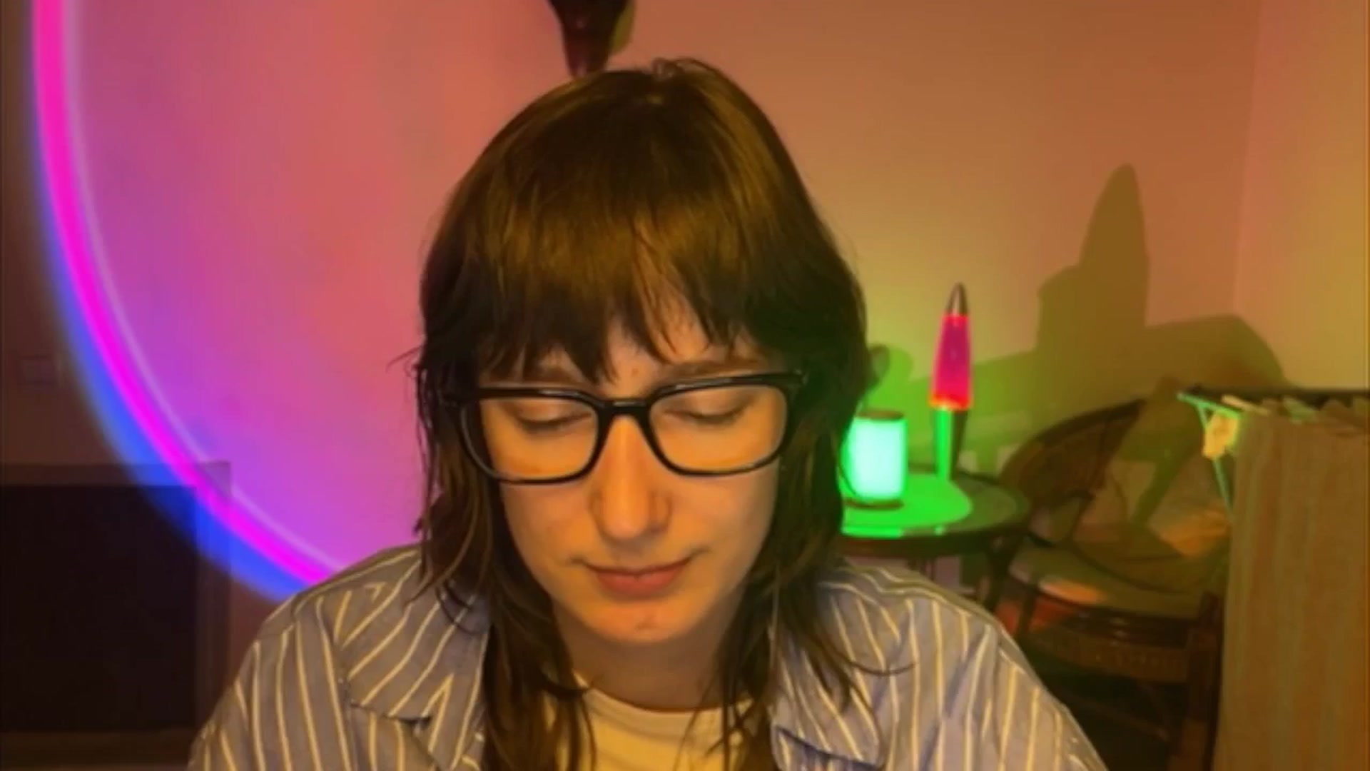 Gallery image thumbnail from LoooneyTunes's myfreecams stream on, 04/24/2025, 19:12 image 4 of 20
