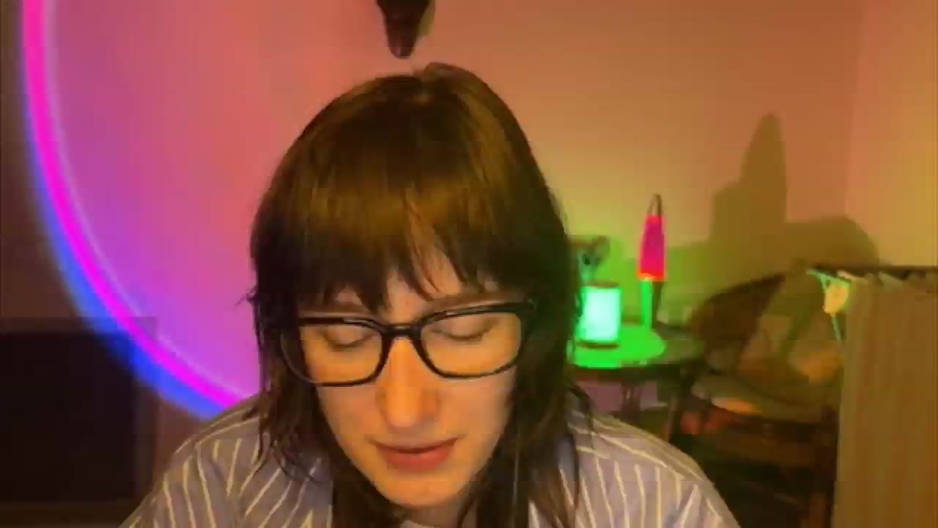 Gallery image thumbnail from LoooneyTunes's myfreecams stream on, 04/24/2025, 19:12 image 2 of 20