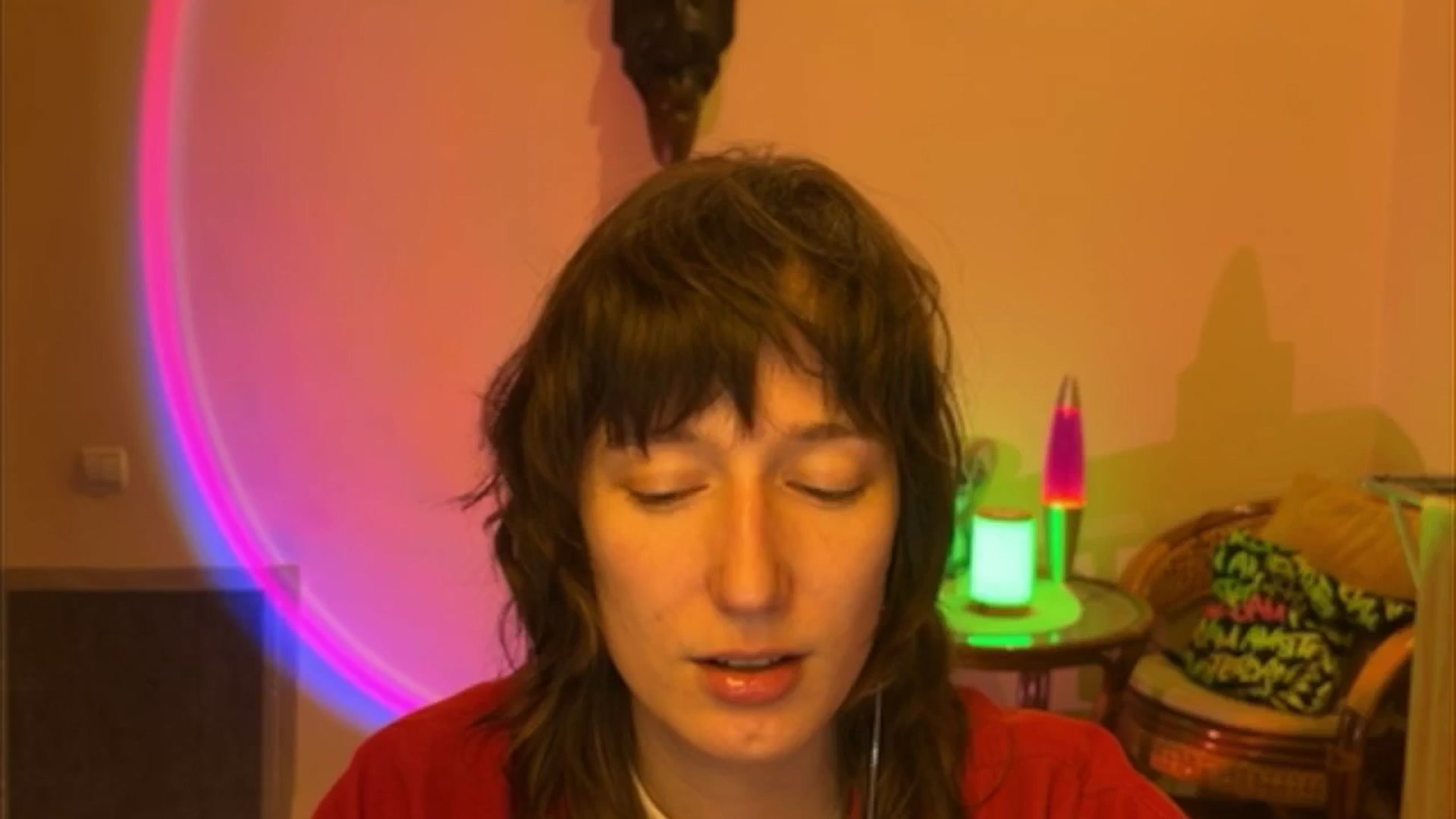 Gallery image thumbnail from LoooneyTunes's myfreecams stream on, 04/26/2025, 19:18 image 3 of 20