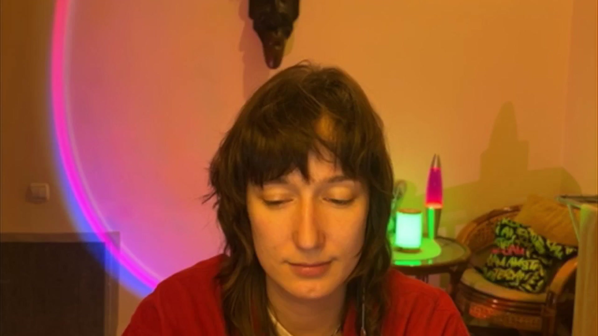 Gallery image thumbnail from LoooneyTunes's myfreecams stream on, 04/26/2025, 19:18 image 16 of 20