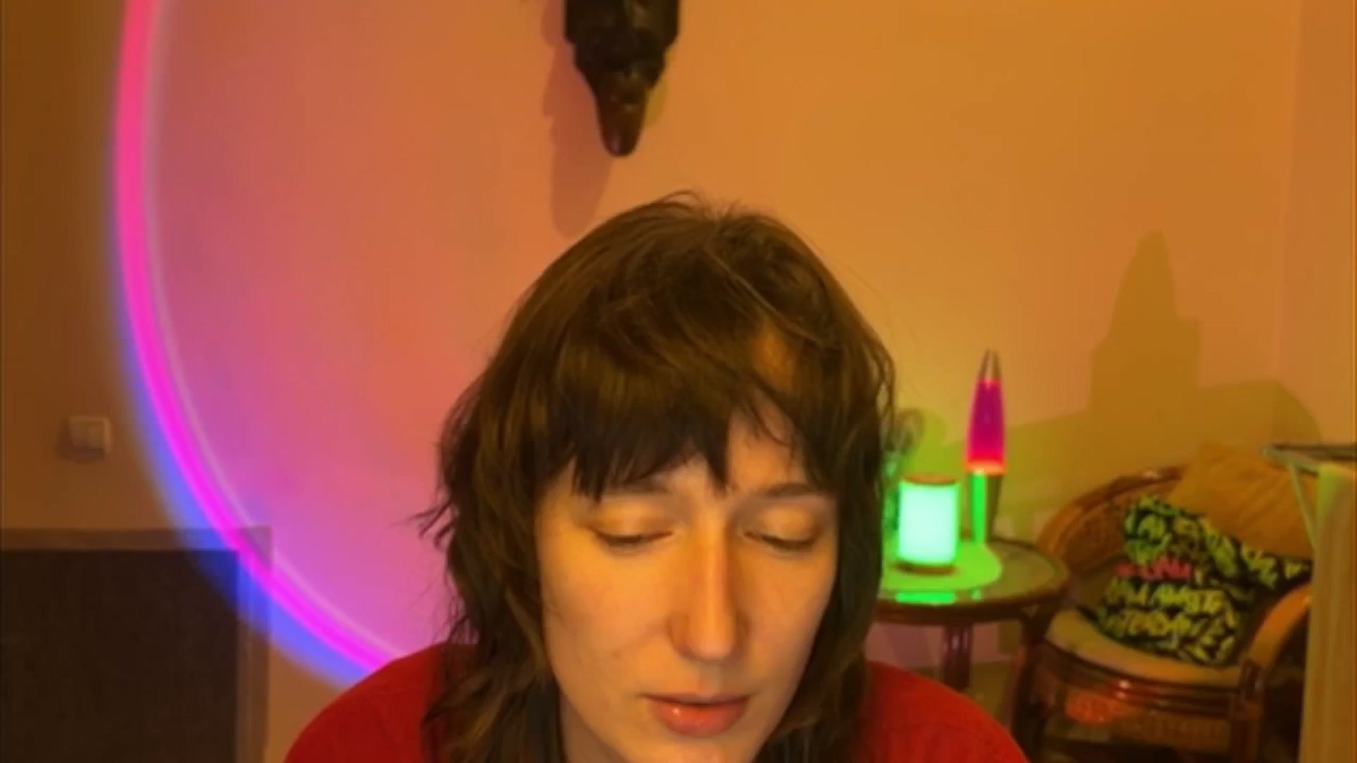Gallery image thumbnail from LoooneyTunes's myfreecams stream on, 04/26/2025, 19:18 image 18 of 20