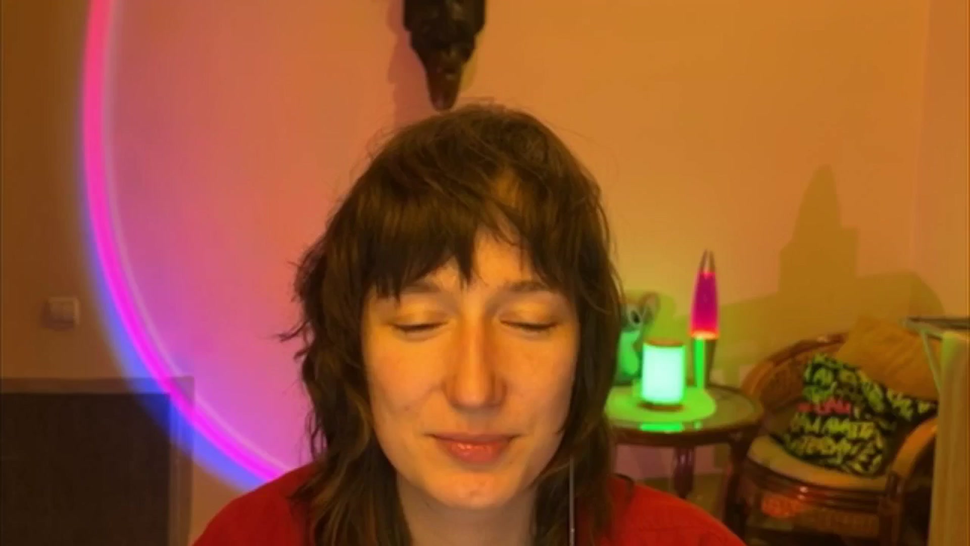 Gallery image thumbnail from LoooneyTunes's myfreecams stream on, 04/26/2025, 19:18 image 8 of 20