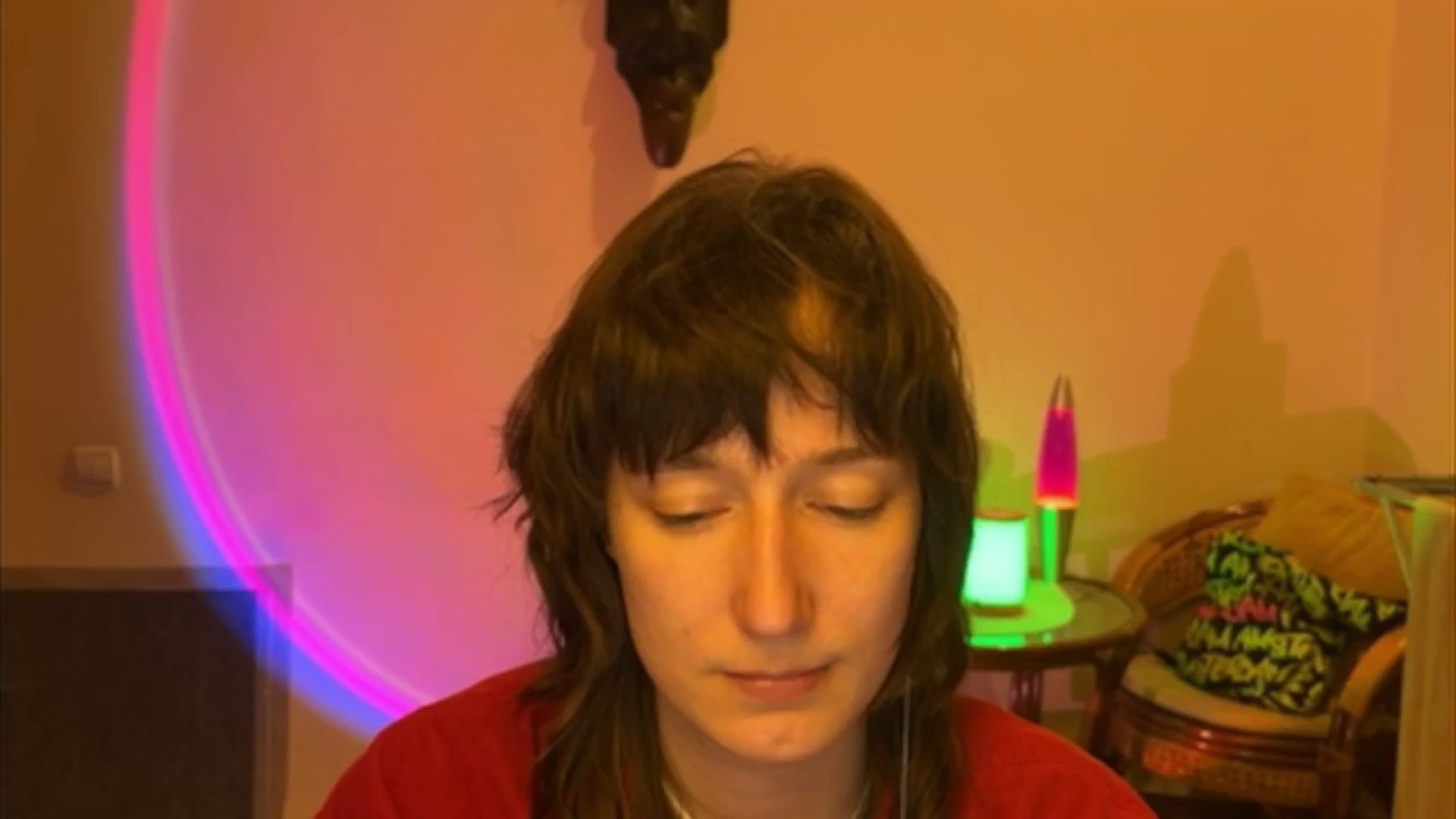 Gallery image thumbnail from LoooneyTunes's myfreecams stream on, 04/26/2025, 19:18 image 12 of 20