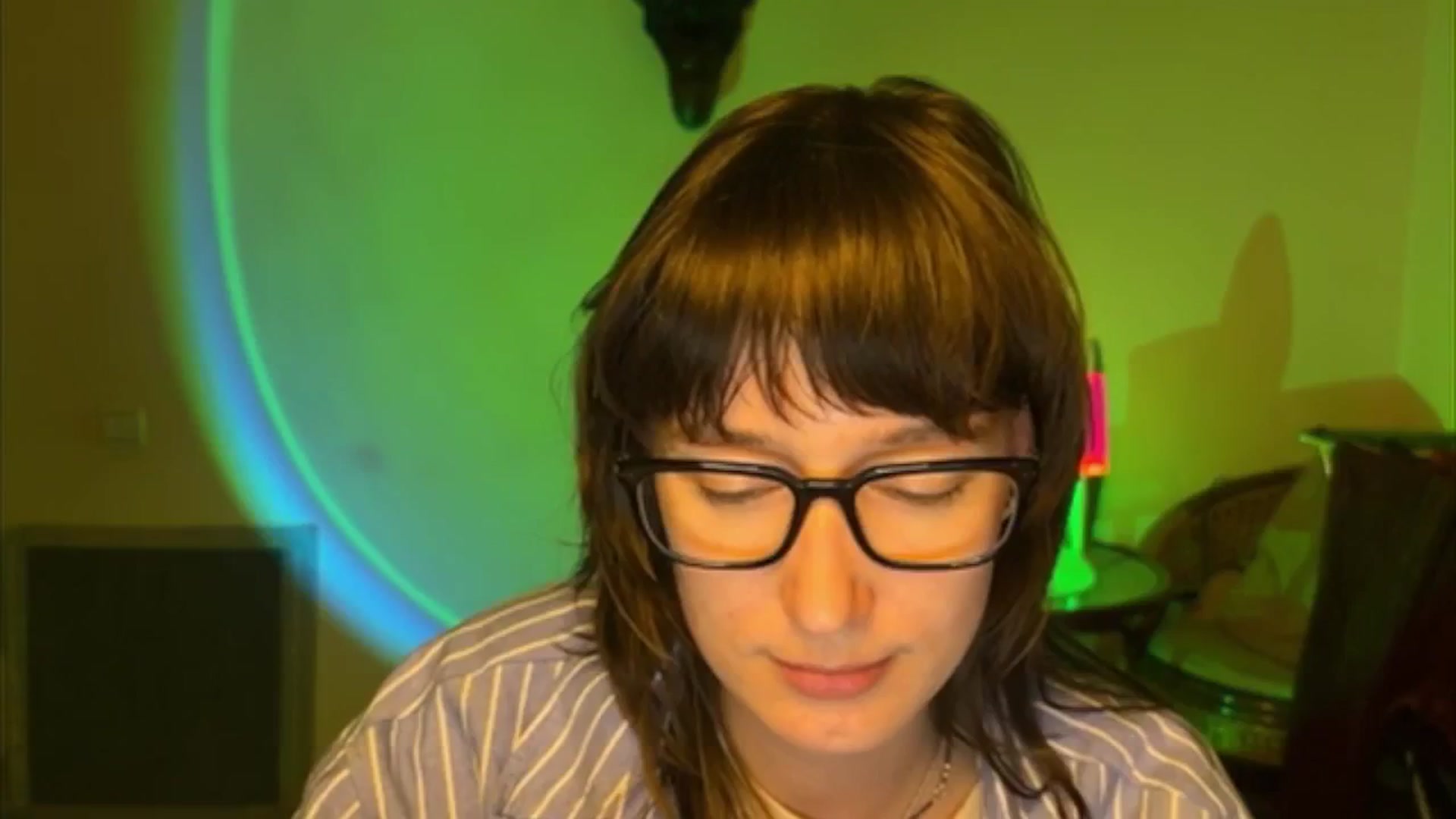 Gallery image thumbnail from LoooneyTunes's myfreecams stream on, 04/29/2025, 20:00 image 10 of 20