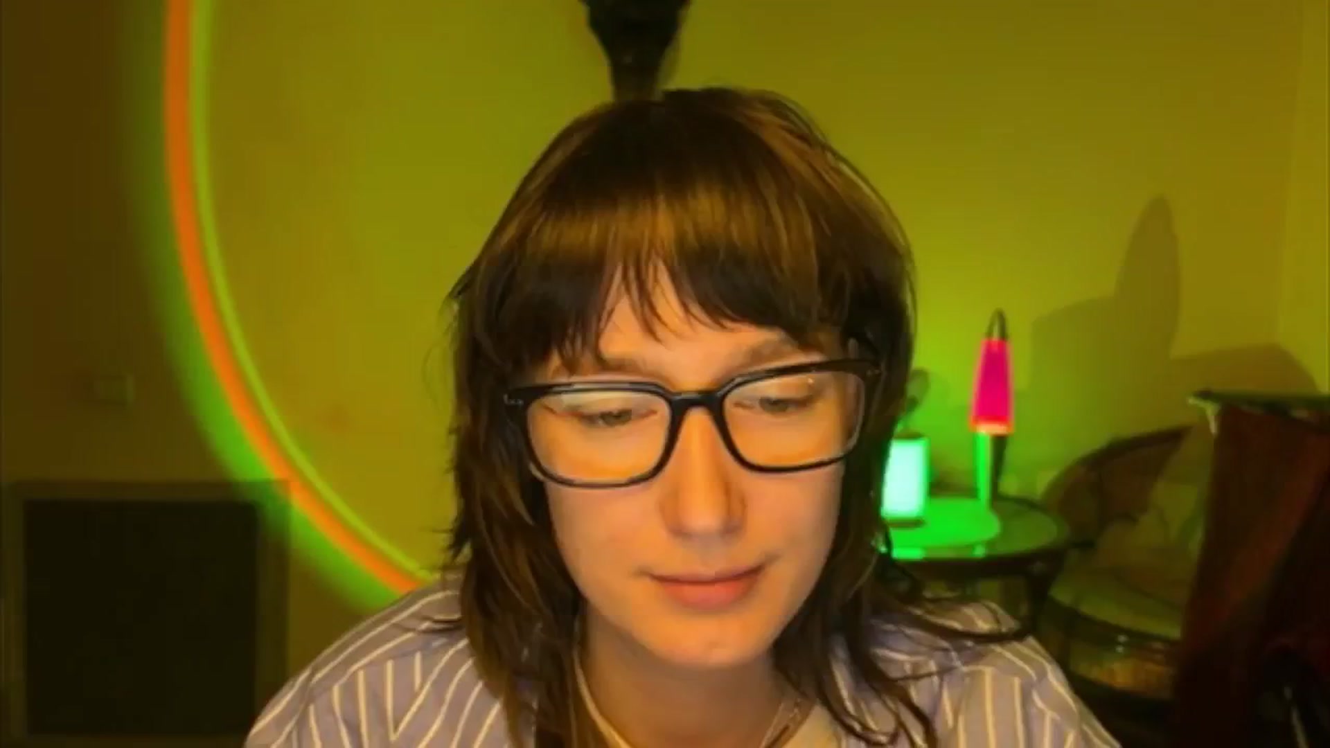 Gallery image thumbnail from LoooneyTunes's myfreecams stream on, 04/29/2025, 20:00 image 13 of 20