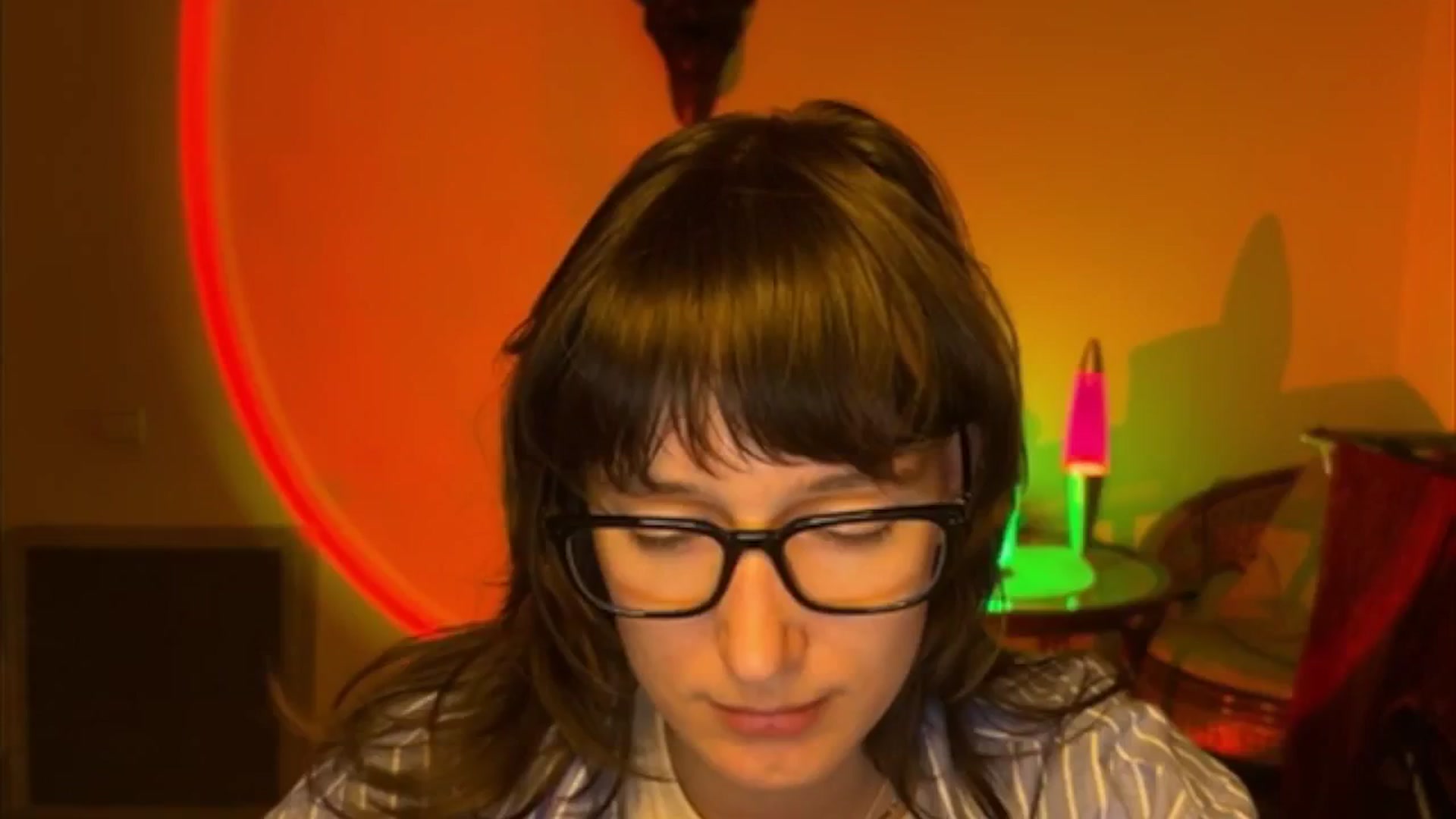 Gallery image thumbnail from LoooneyTunes's myfreecams stream on, 04/29/2025, 20:00 image 17 of 20