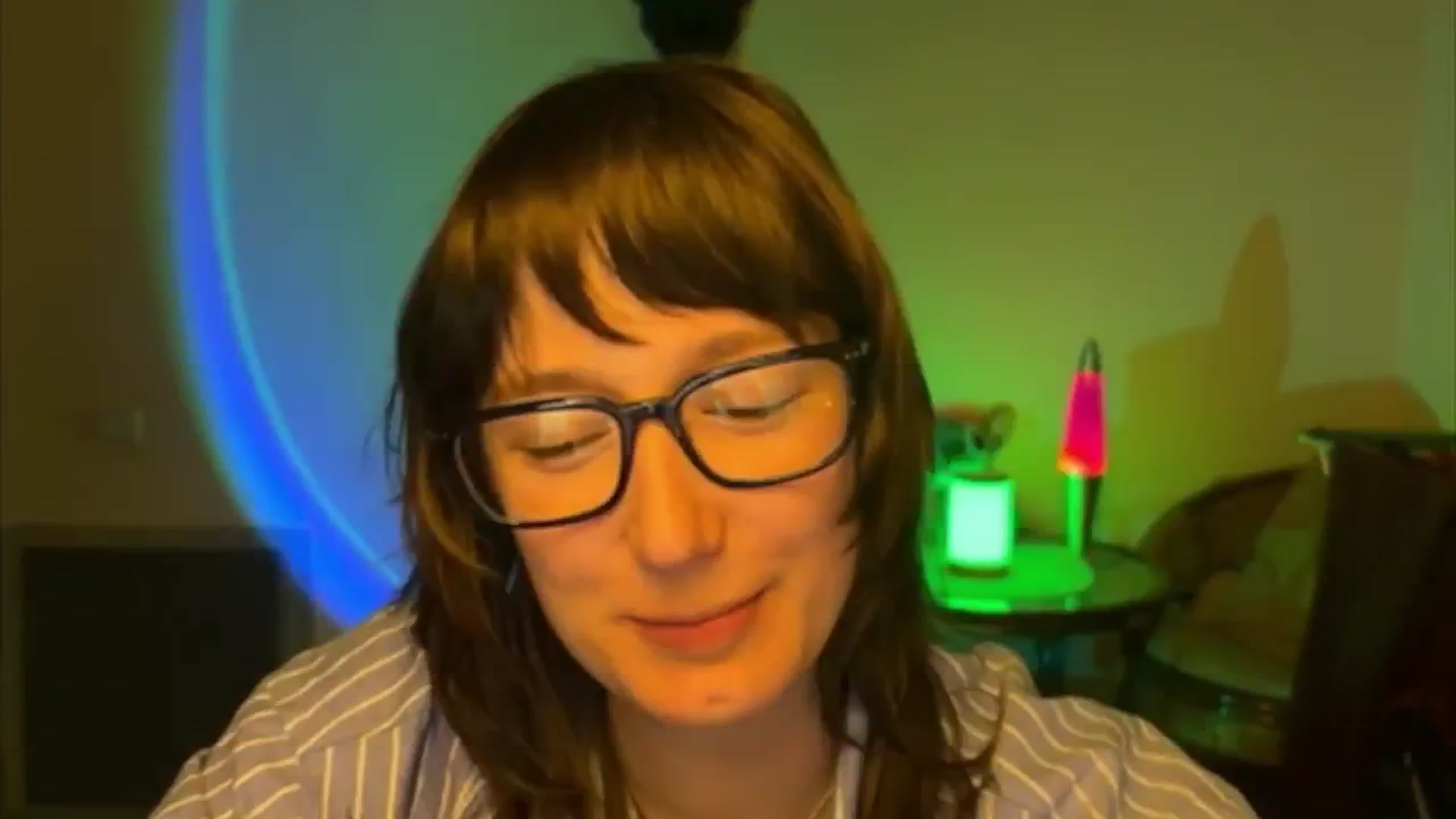 Gallery image thumbnail from LoooneyTunes's myfreecams stream on, 04/29/2025, 21:30 image 14 of 20