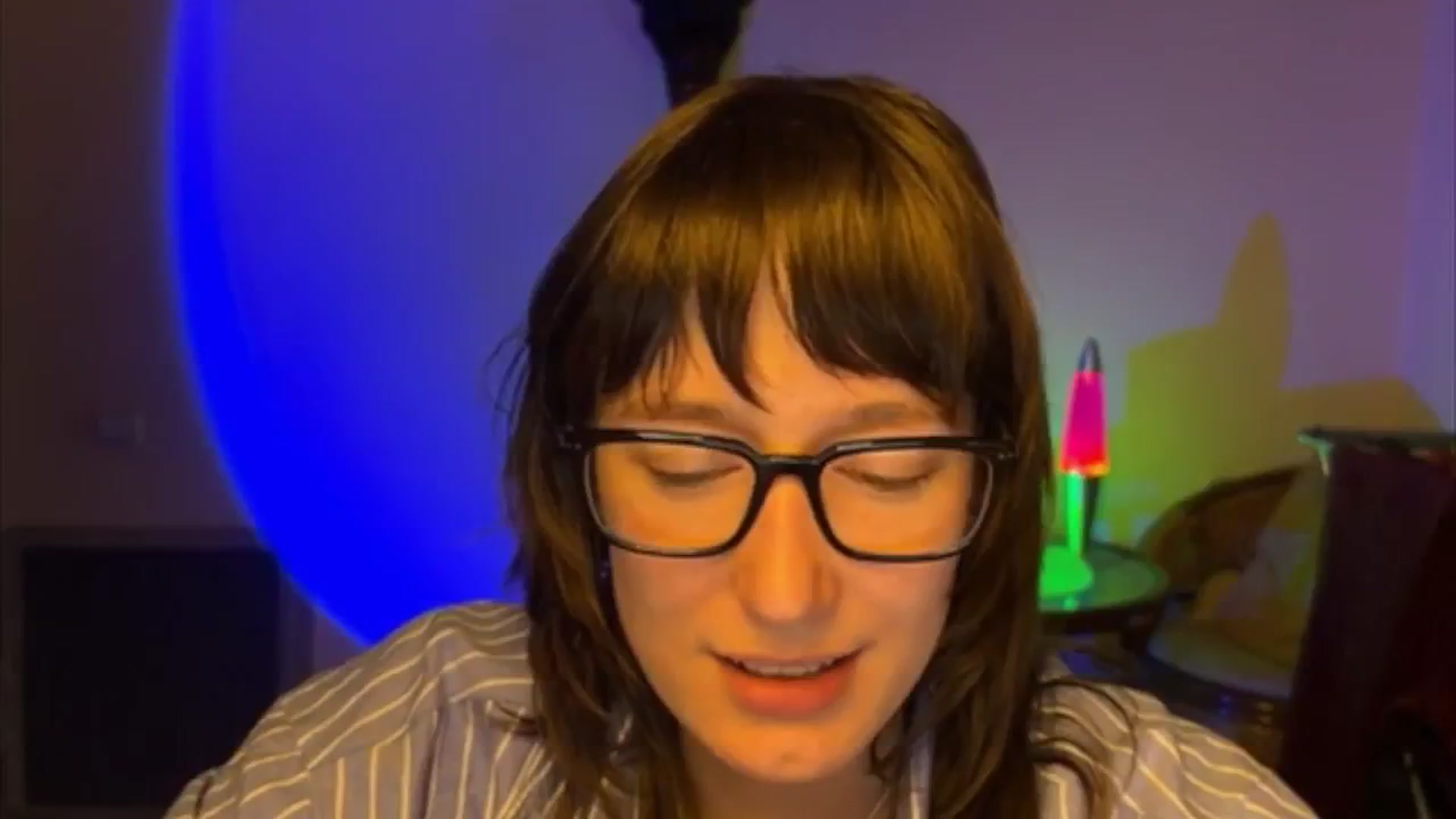 Gallery image thumbnail from LoooneyTunes's myfreecams stream on, 04/29/2025, 21:30 image 12 of 20