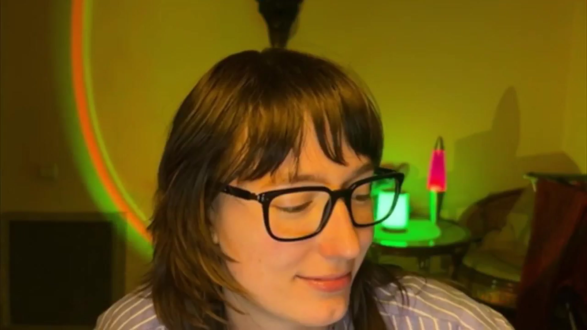 Gallery image thumbnail from LoooneyTunes's myfreecams stream on, 04/29/2025, 21:30 image 16 of 20