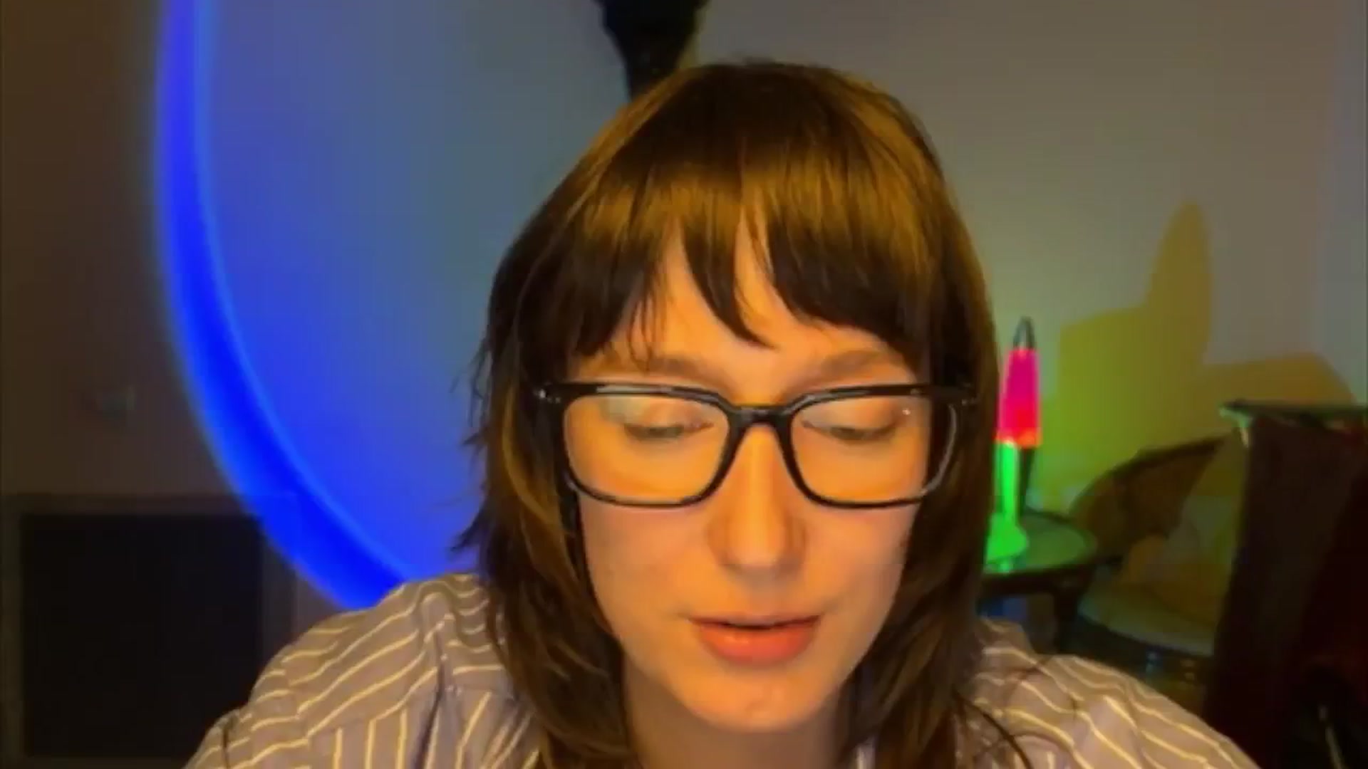 Gallery image thumbnail from LoooneyTunes's myfreecams stream on, 04/29/2025, 21:30 image 13 of 20
