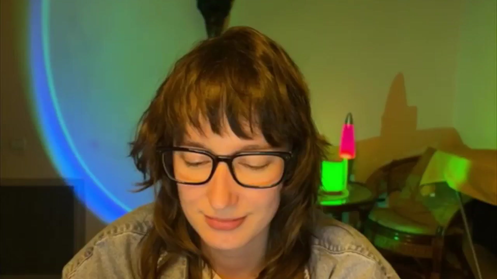 Gallery image thumbnail from LoooneyTunes's myfreecams stream on, 04/30/2025, 20:41 image 7 of 20